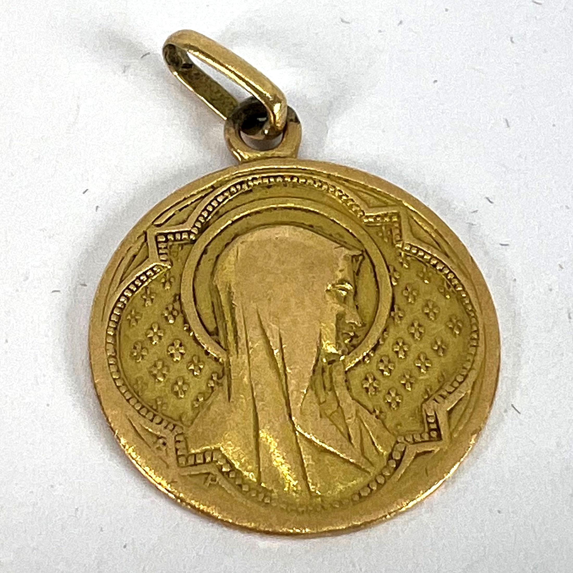 Antique French Virgin Mary 18K Yellow Gold Medal Pendant For Sale 8