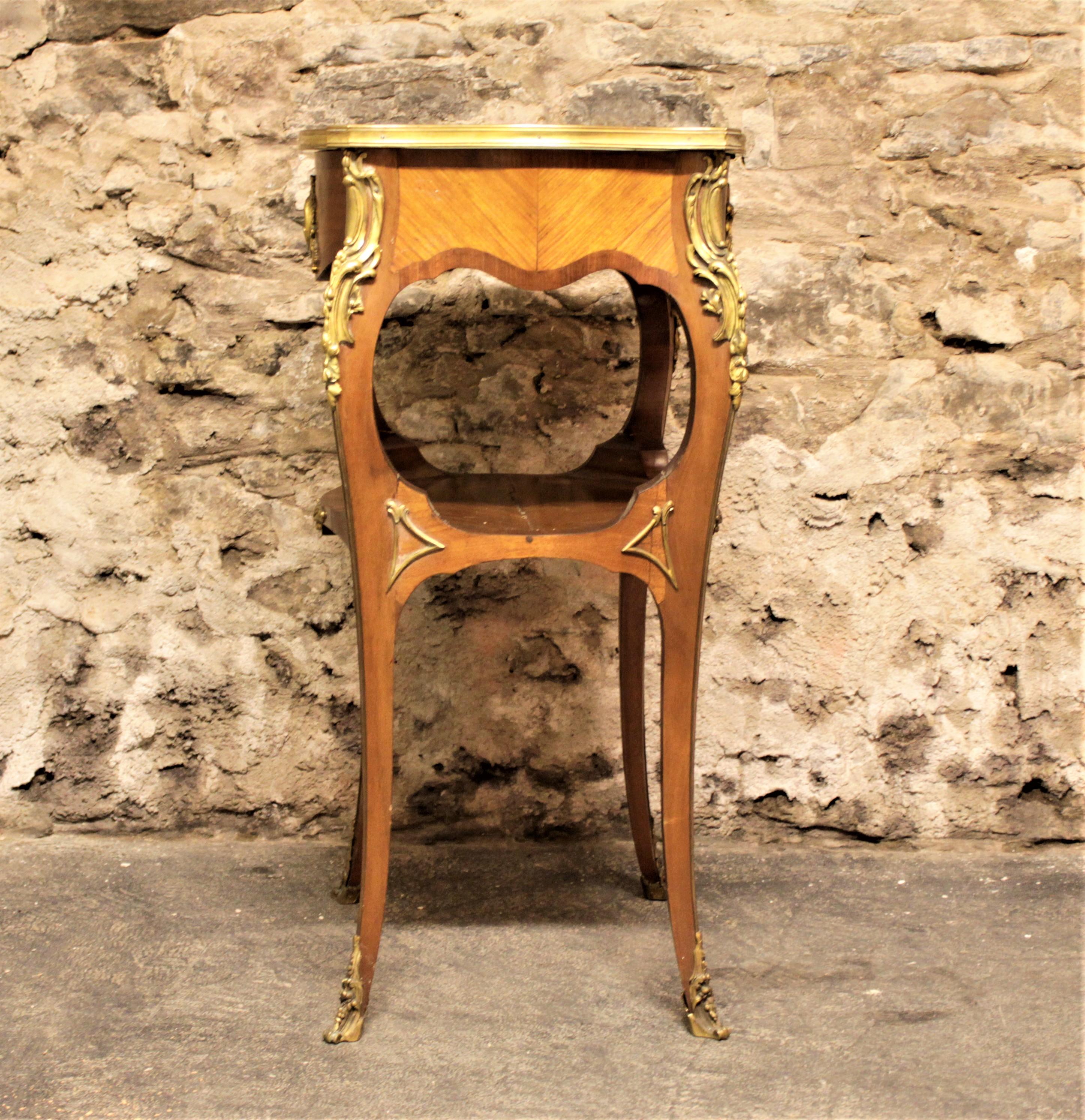 20th Century Antique French Vitrine with Serpentine Top and Bronze Accents For Sale