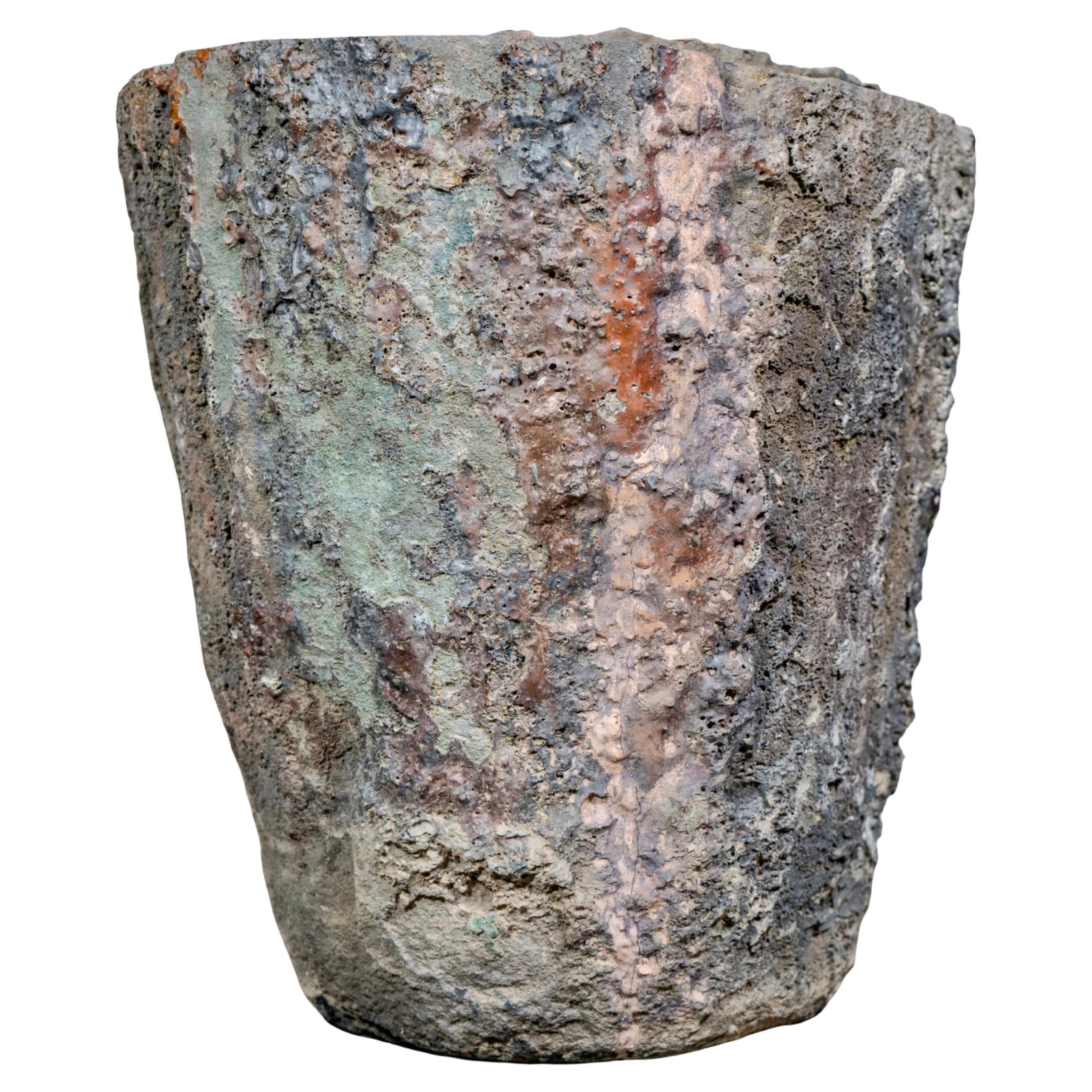 Antique French Volcanic Lava Stone Planter en vente