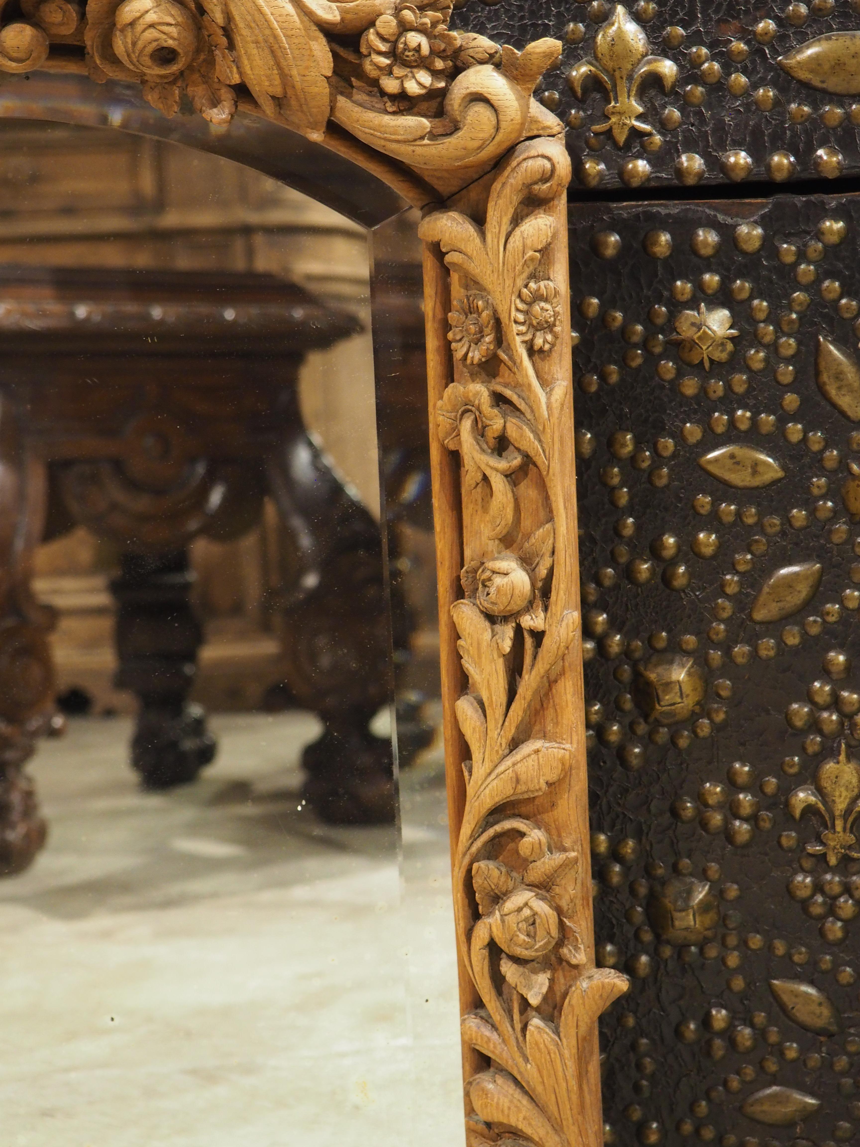 Antique French Wall Mirror in Hand Carved Natural Oak, 19th Century For Sale 7