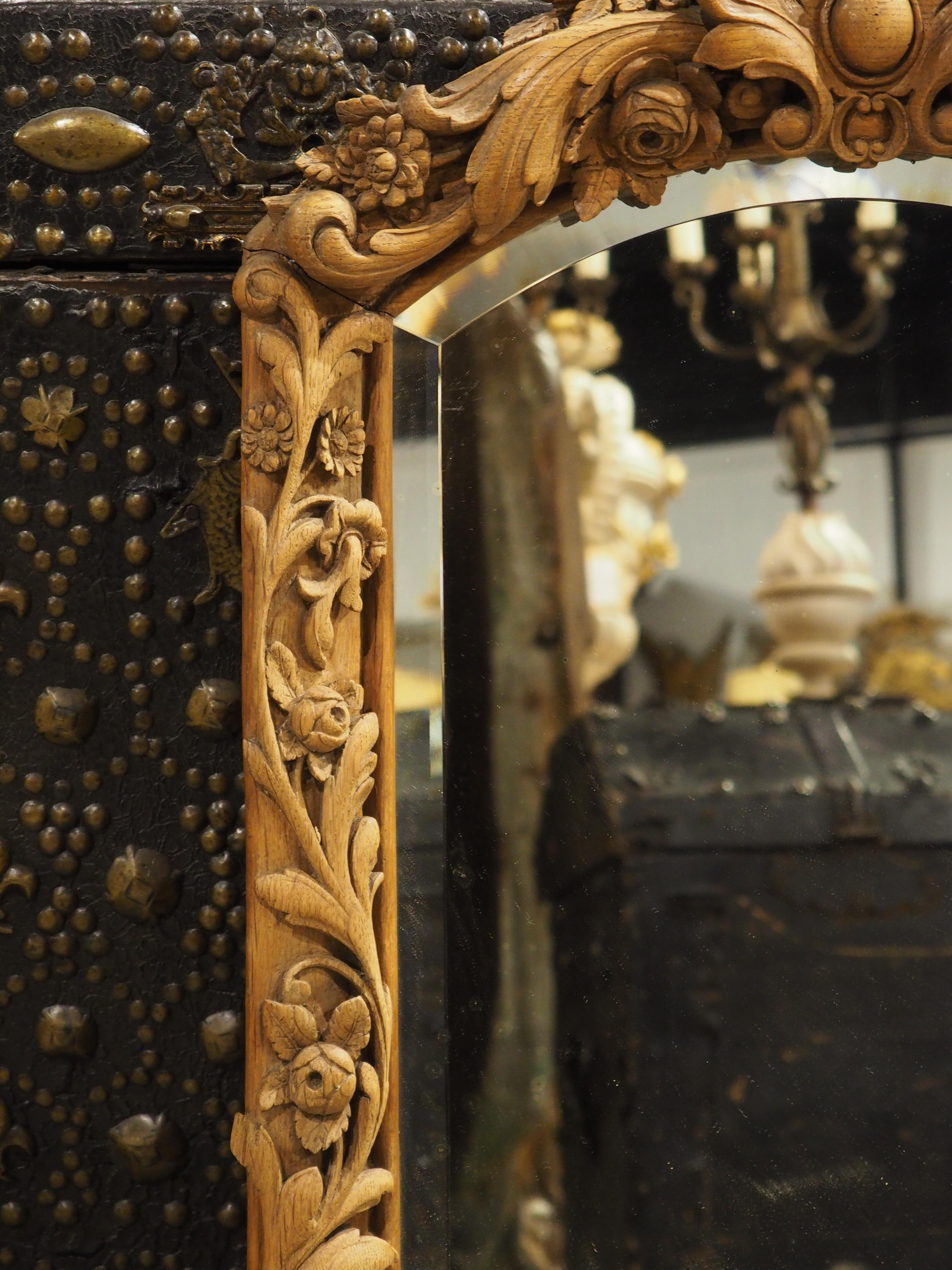 Antique French Wall Mirror in Hand Carved Natural Oak, 19th Century For Sale 14