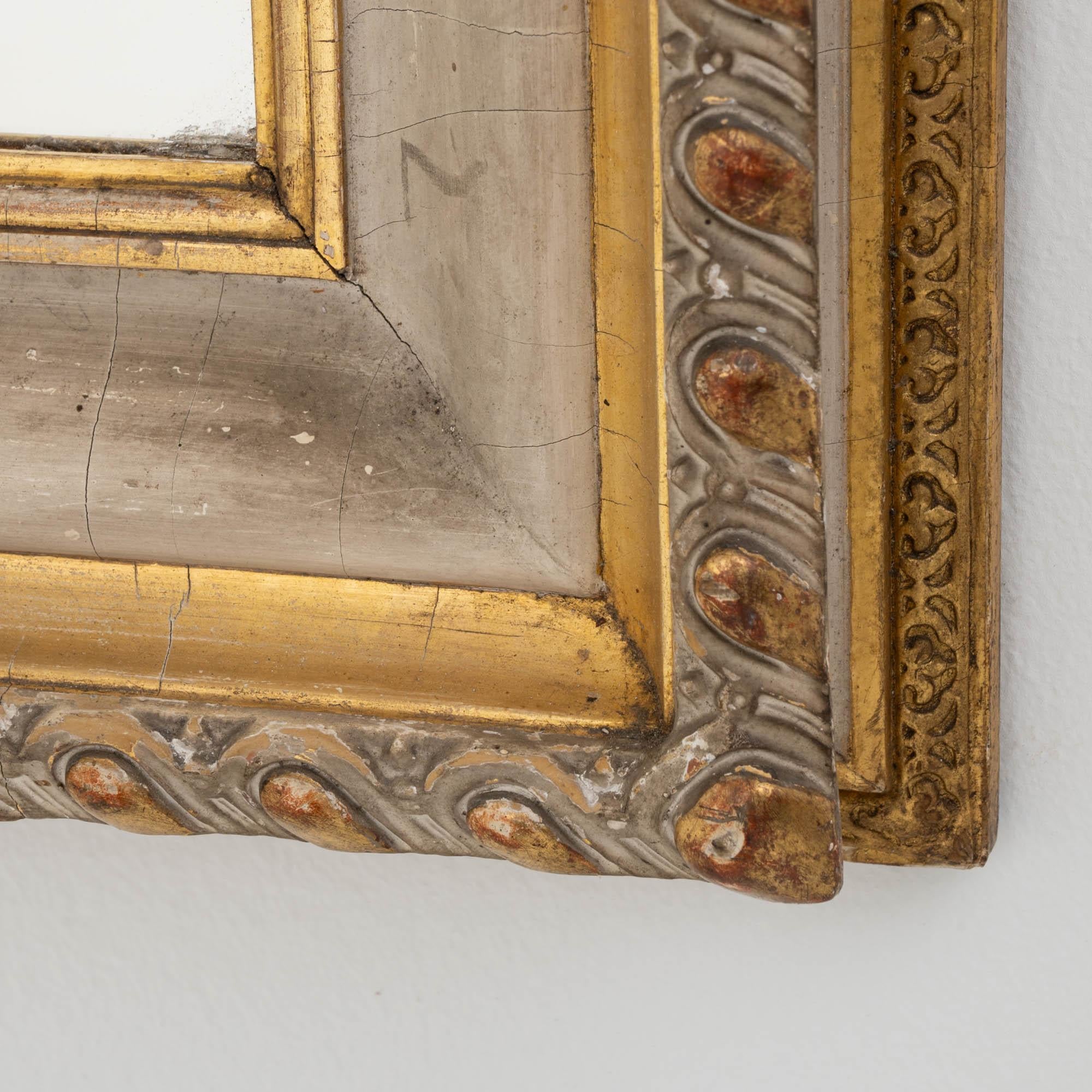 Antique French Wall Mirrors, A Pair en vente 5