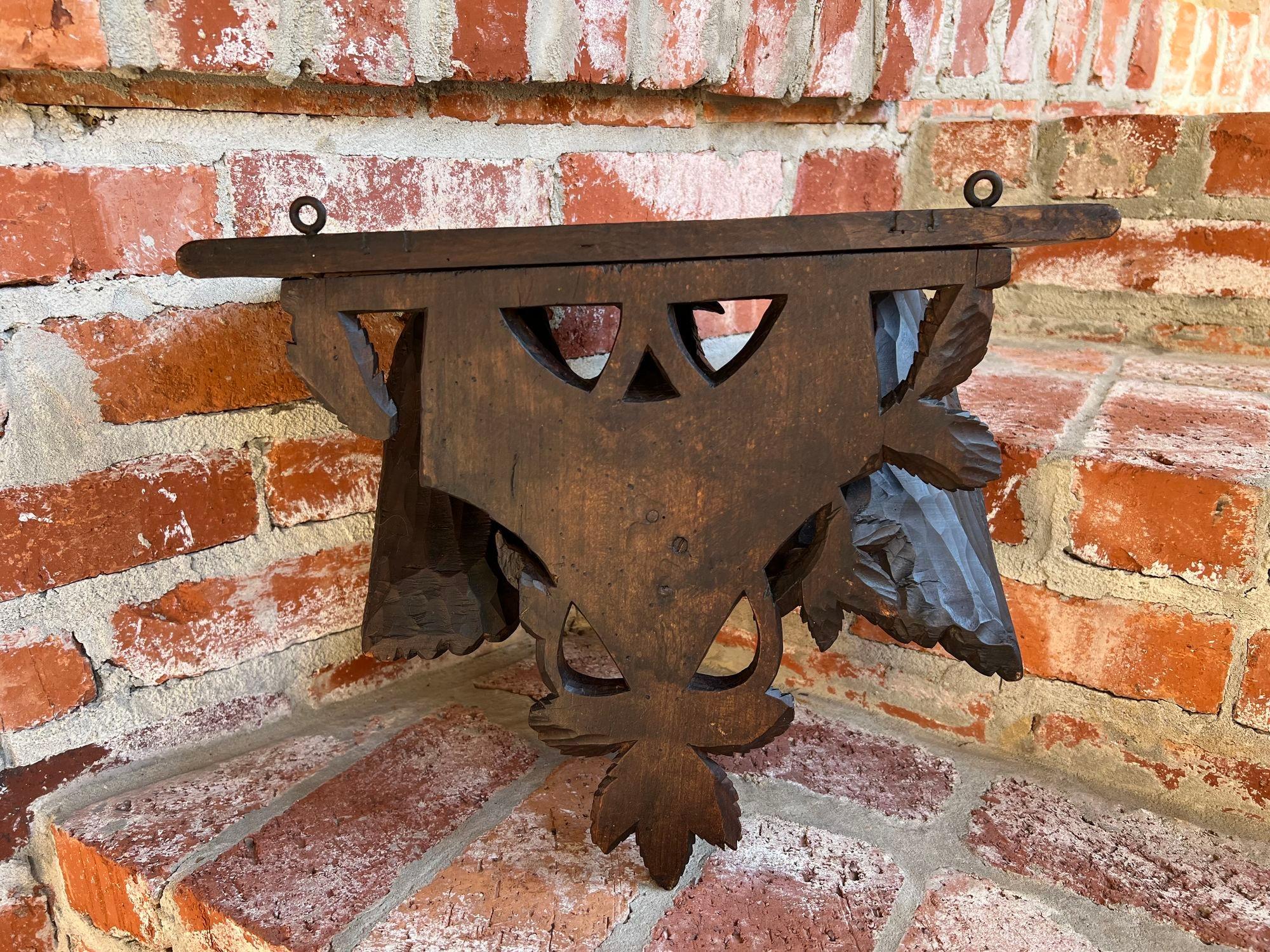 Antique French Wall Shelf Corbel Carved Eagle Black Forest Statue Wood c1880 en venta 4