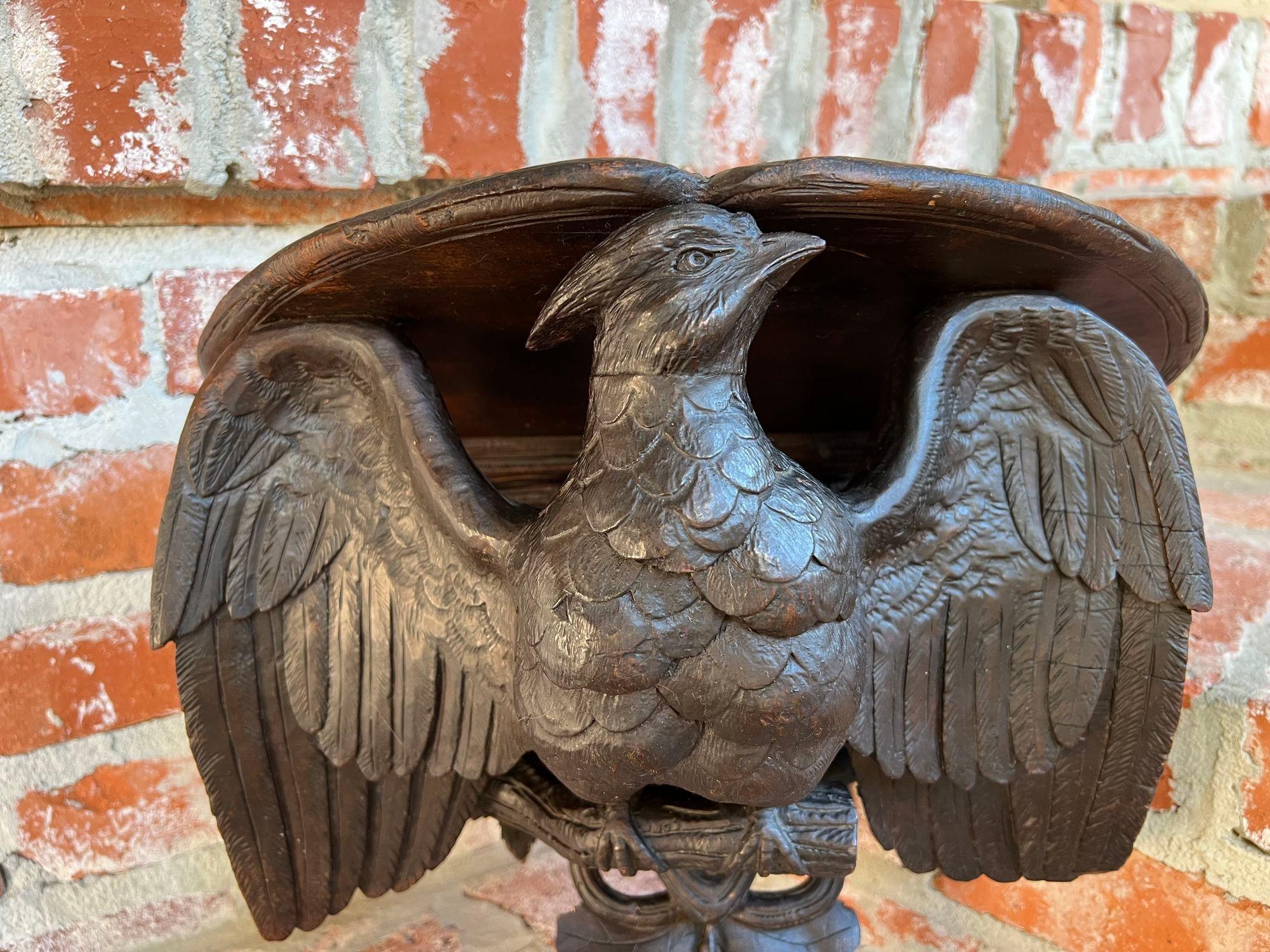 Antique French Wall Shelf Corbel Carved Eagle Black Forest Statue Wood c1880 en venta 7