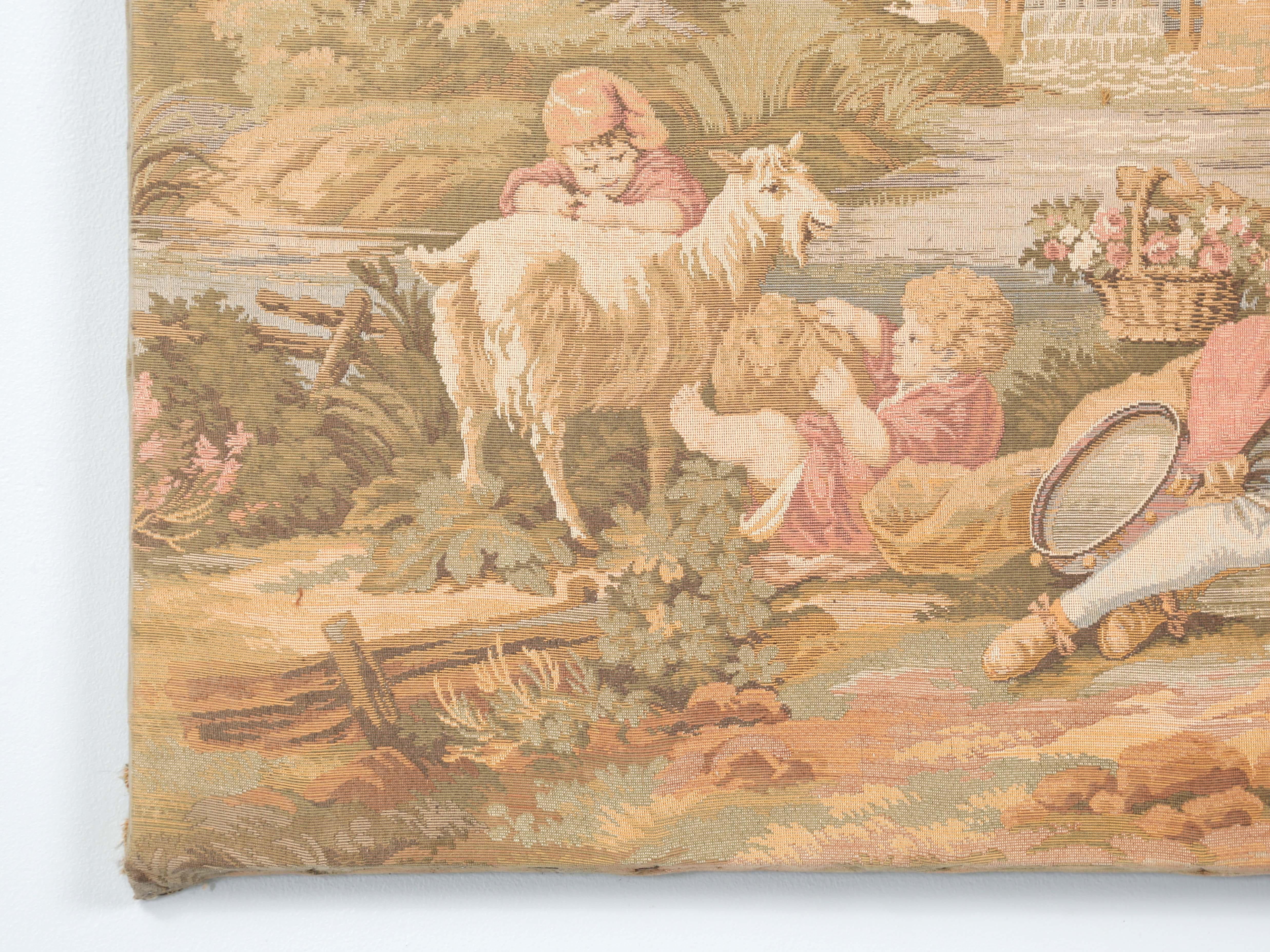 Antique French Wall Tapestry c1900-1920 In Good Condition For Sale In Chicago, IL
