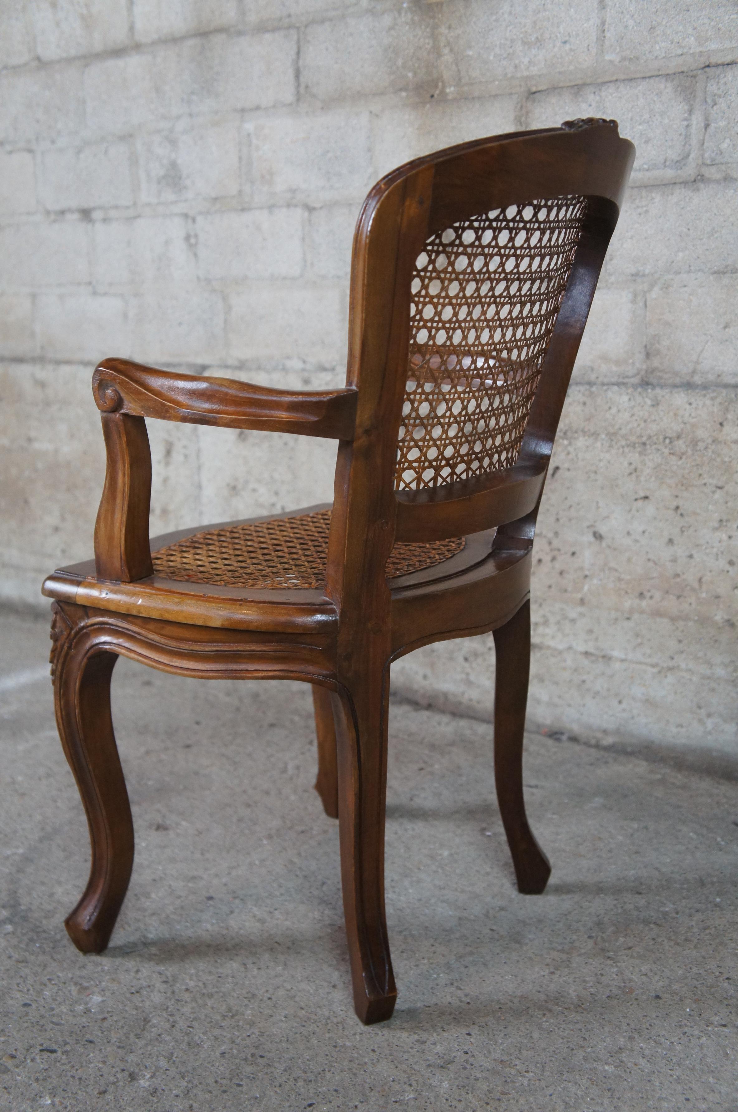 Antique French Walnut Child’s Bergere Arm Chair Fauteuil Louis XVI Cane Doll In Good Condition In Dayton, OH