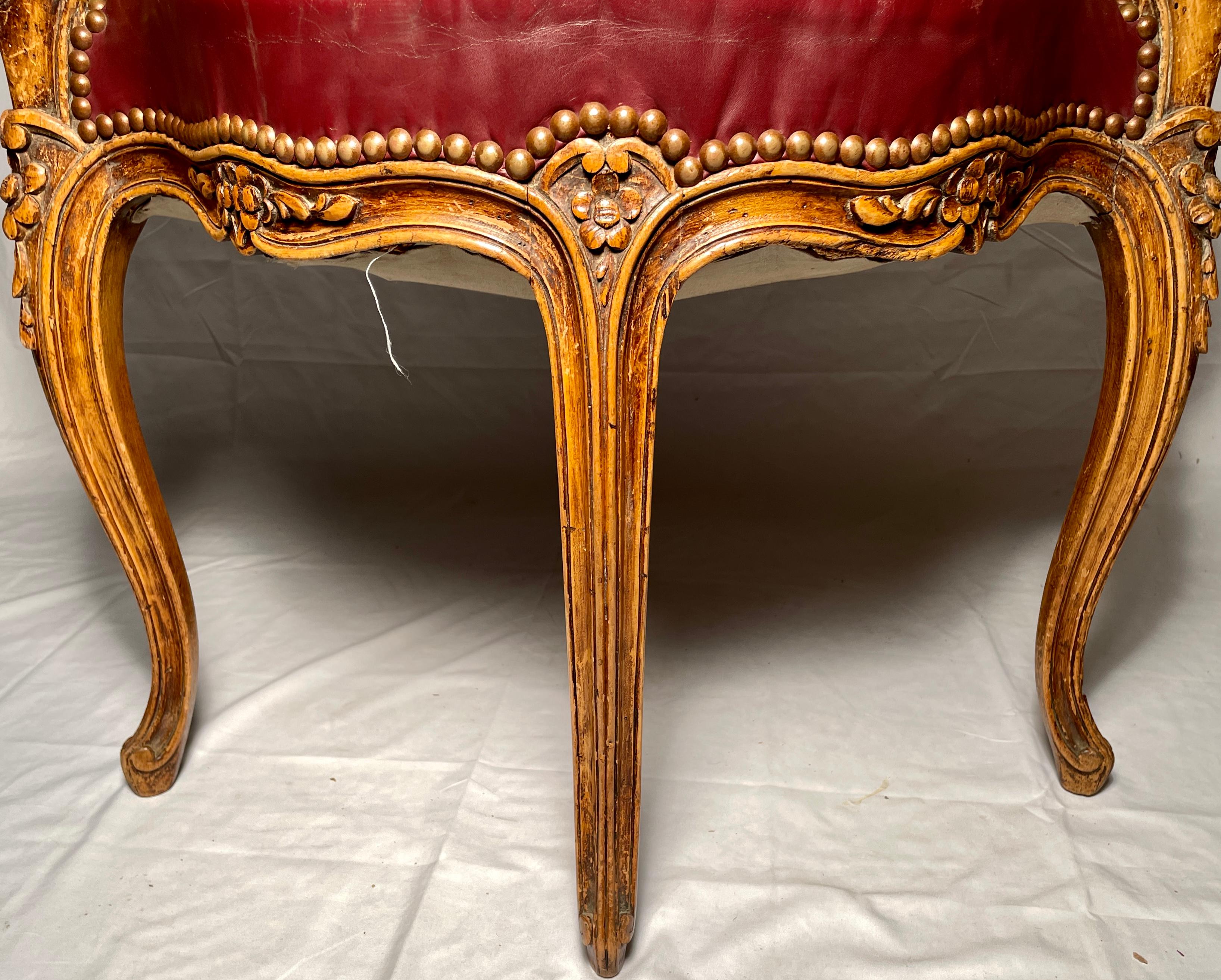 Antique French Carved Walnut Desk Chair, Circa 1880. For Sale 1