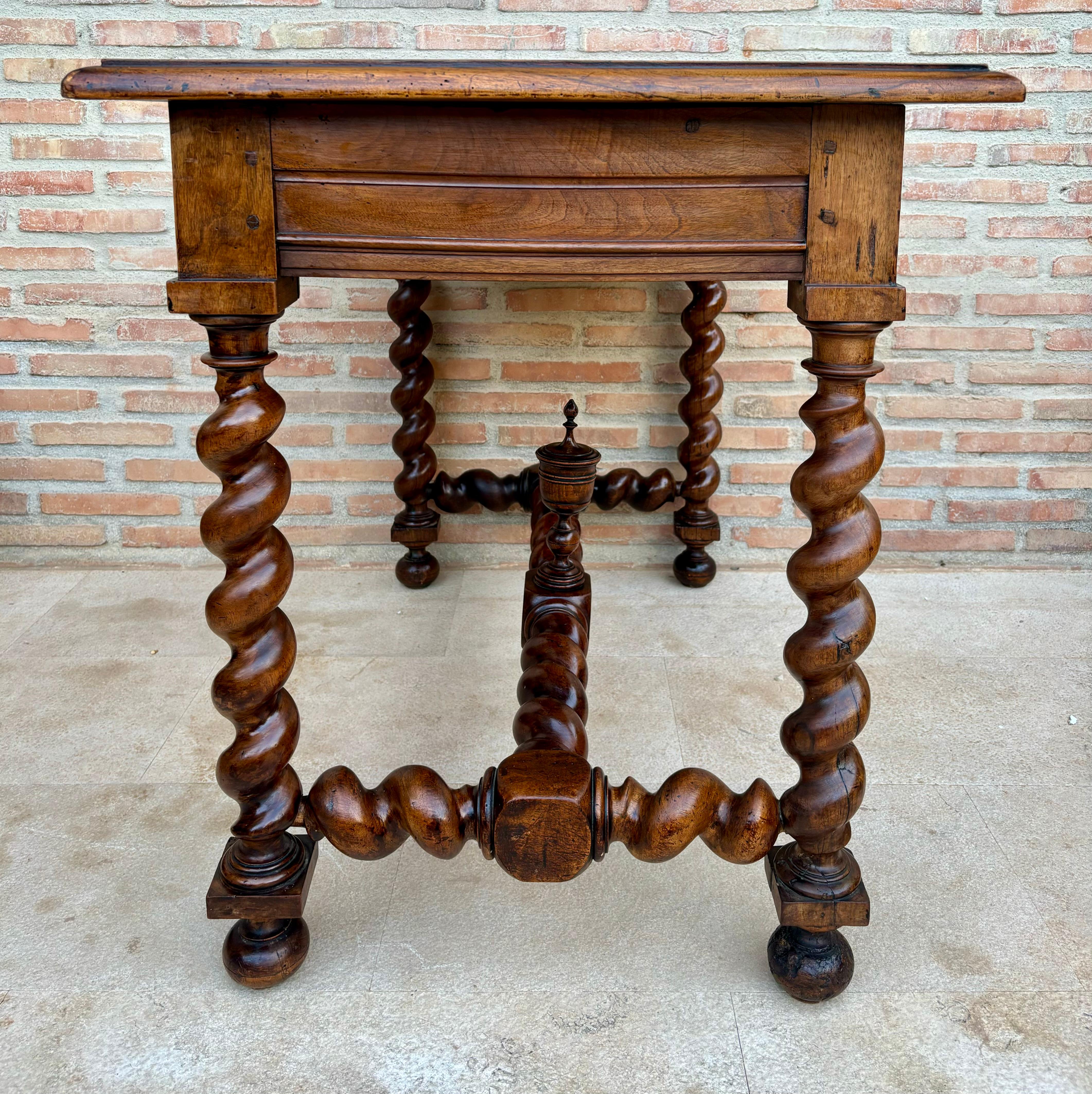 Escritorio Antique French de Nogal en venta 4