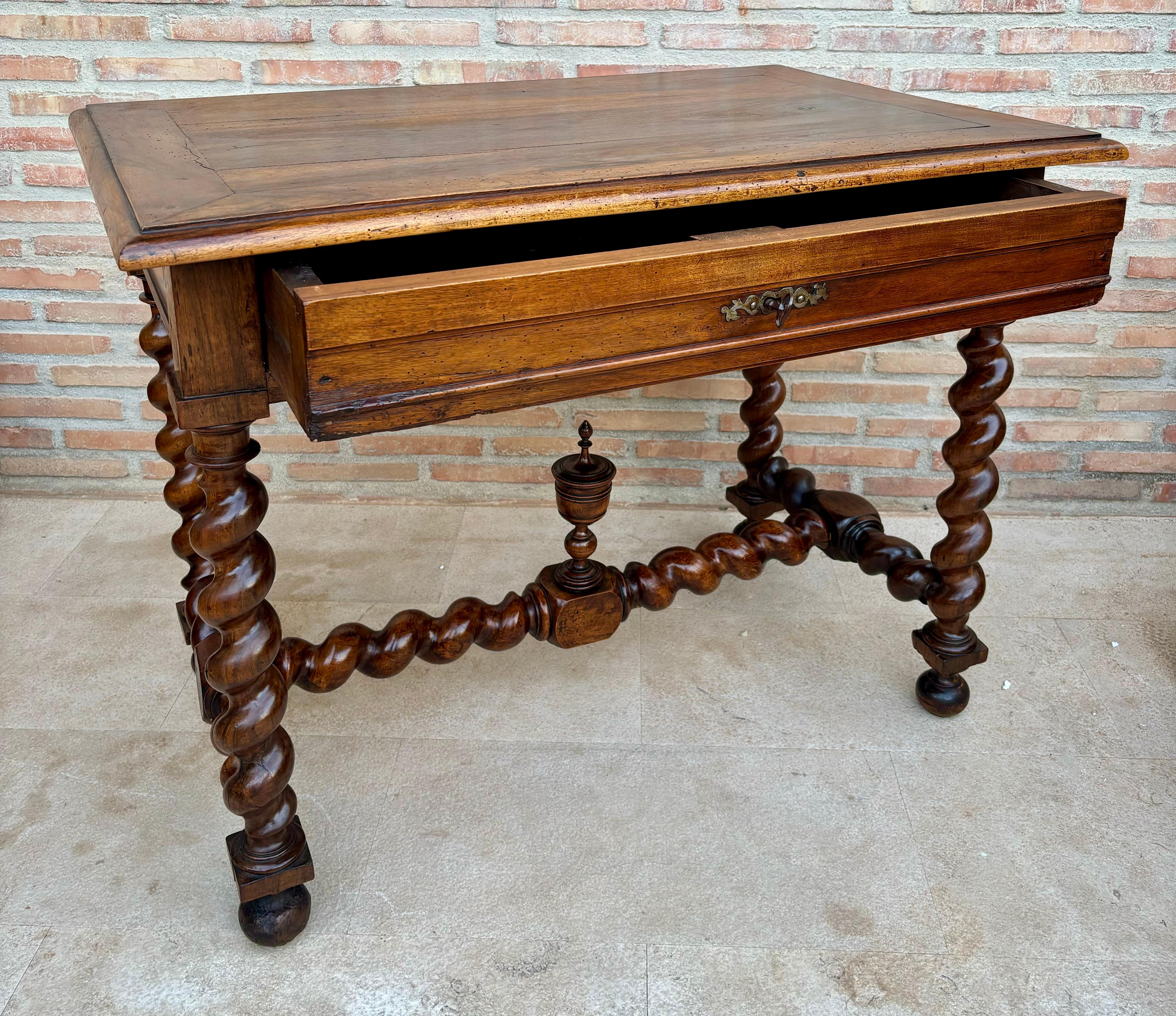 Escritorio Antique French de Nogal en venta 2