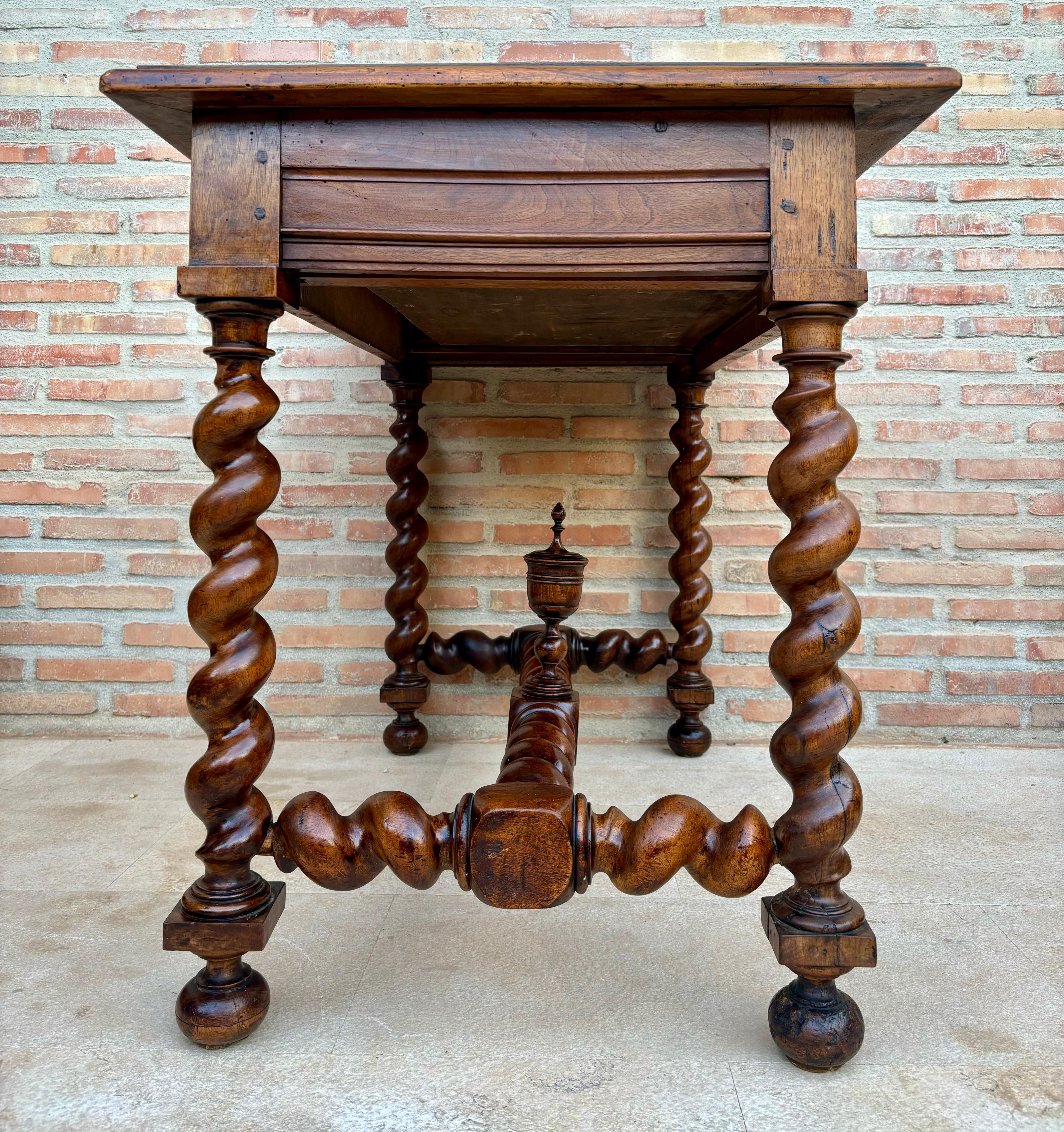 Escritorio Antique French de Nogal en venta 3