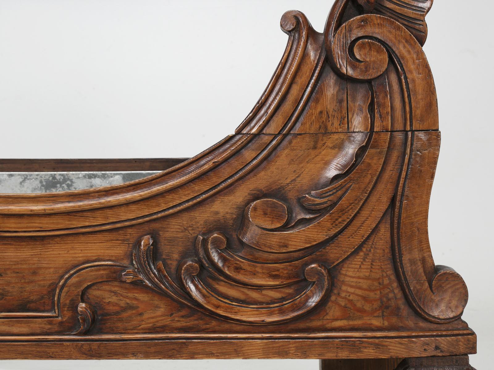 Antique French Walnut Jardinière with a Metal Liner From the Late 1800's  For Sale 8