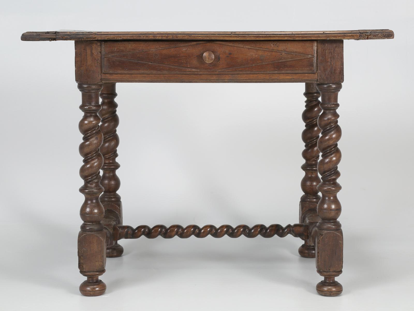 Beautiful late 1700's or early 1800's French ladies writing table or petite desk. Would also make for a great end table, or side table. The patina of this 200-year old walnut on our French small writing table or end table, is just something that you