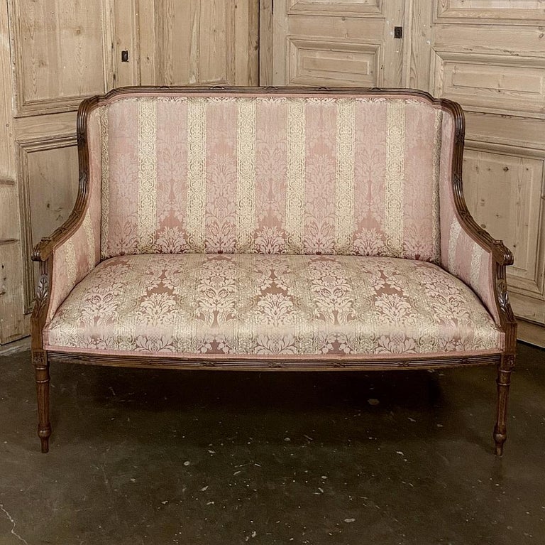 Antique French Walnut Louis XVI Canape, Sofa In Good Condition For Sale In Dallas, TX