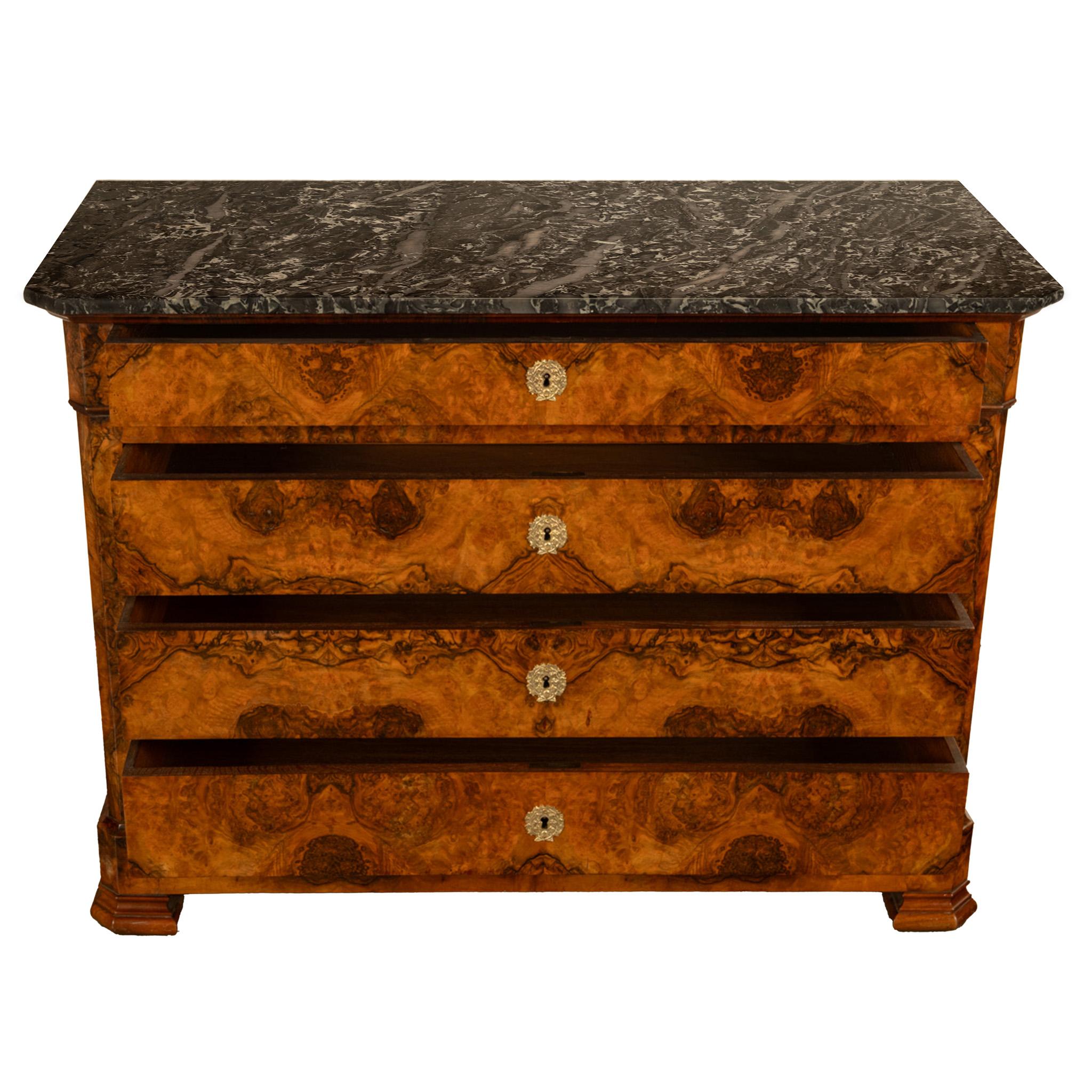 Antique Commode en noyer et marbre Louis Philippe 1840 Bon état - En vente à Portland, OR