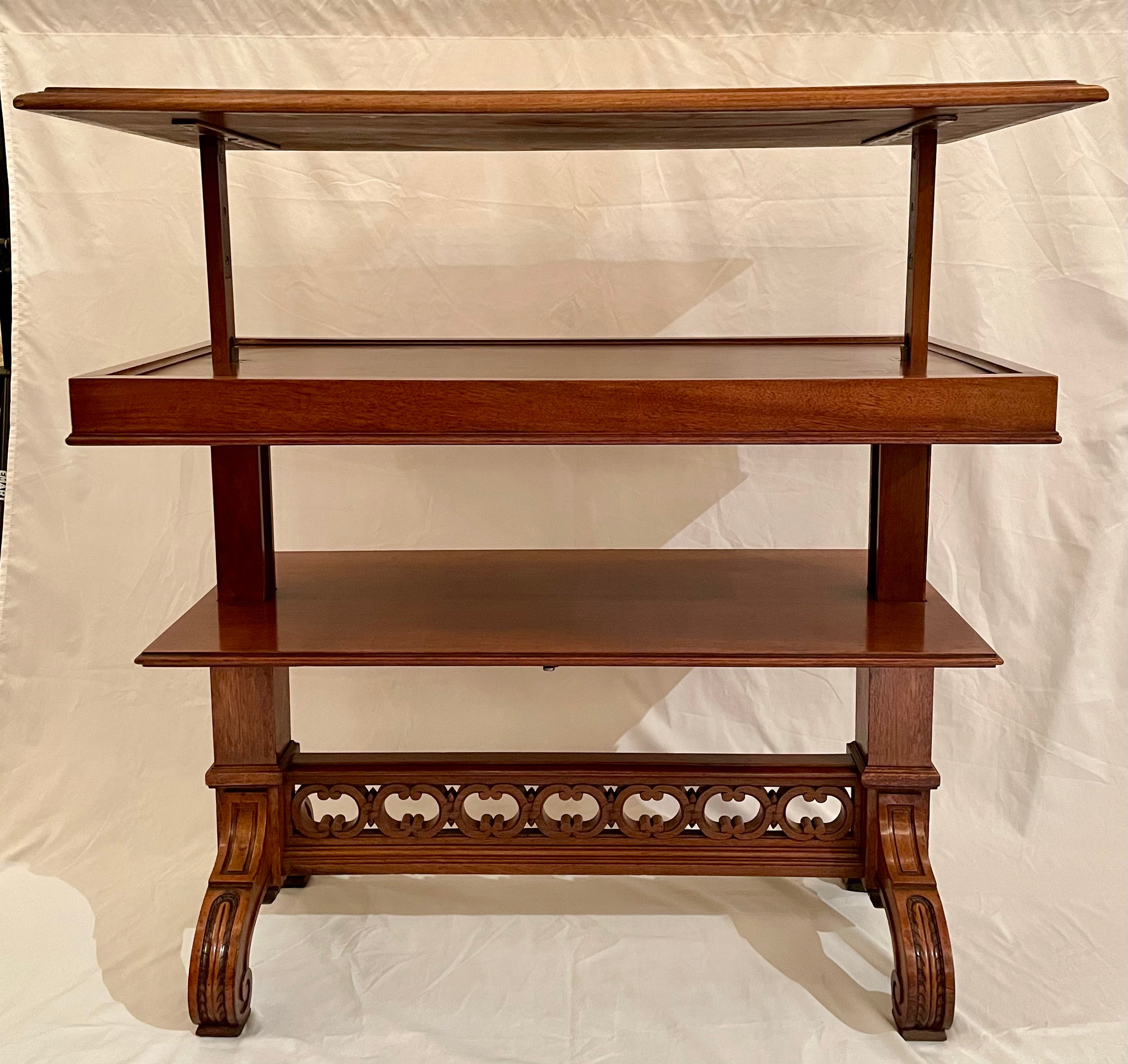 Antique French walnut mechanical table, circa 1880.
Open:
40