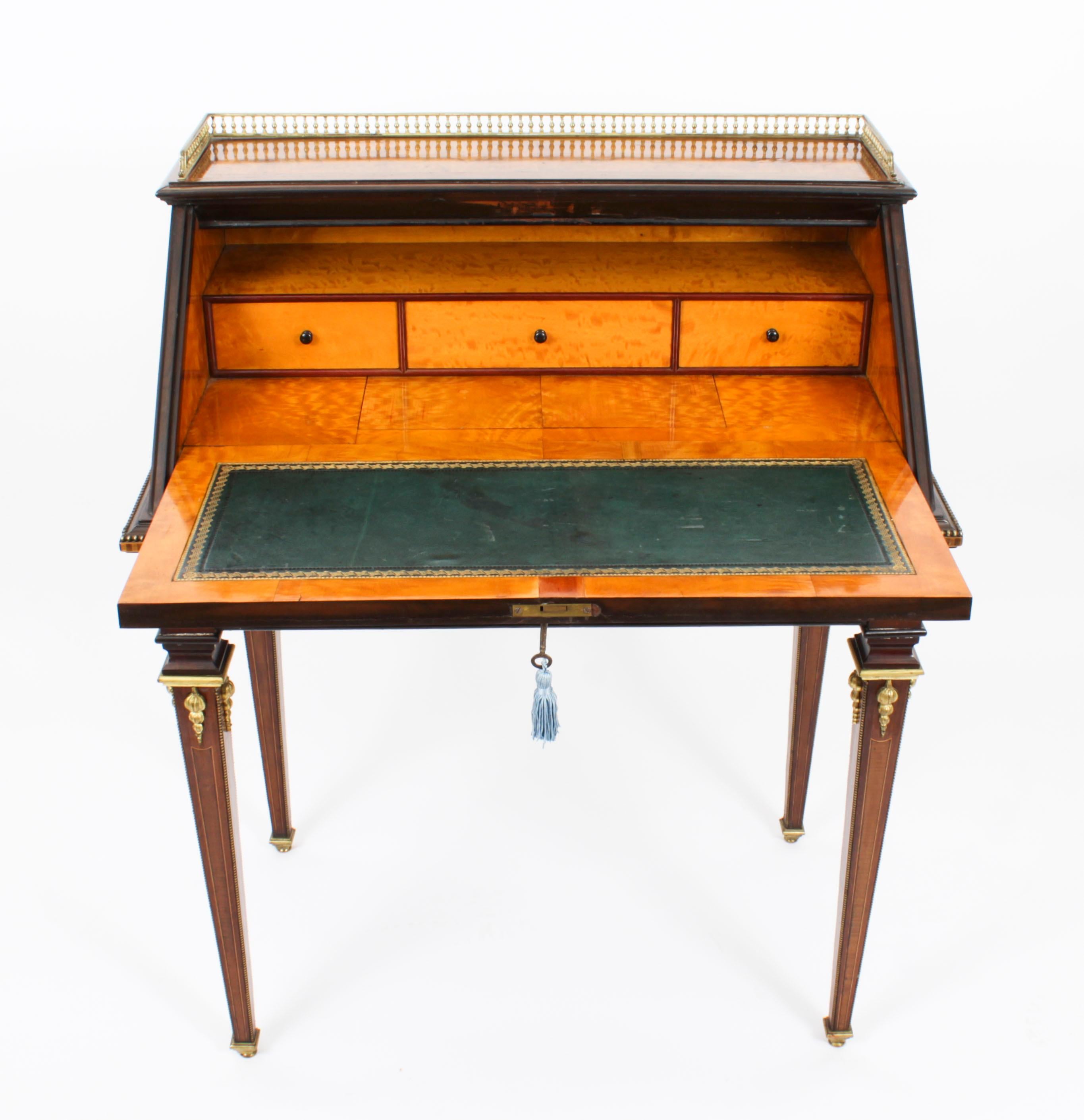 Antique French Walnut & Parquetry Bureau De Dame Desk, 19th C 10