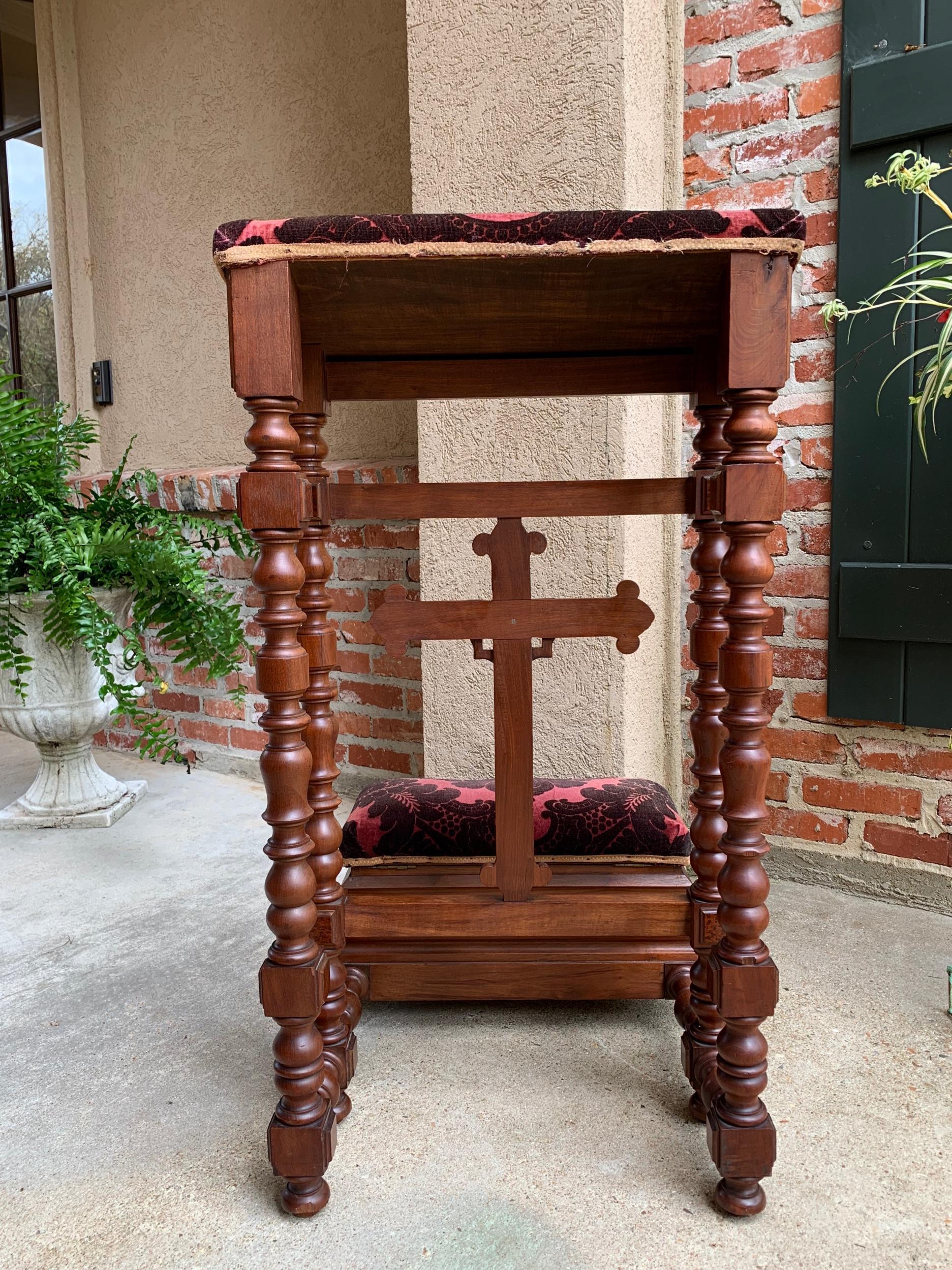 Antique French Walnut Prayer Kneeler Prie Dieu Catholic Chapel Bench 1