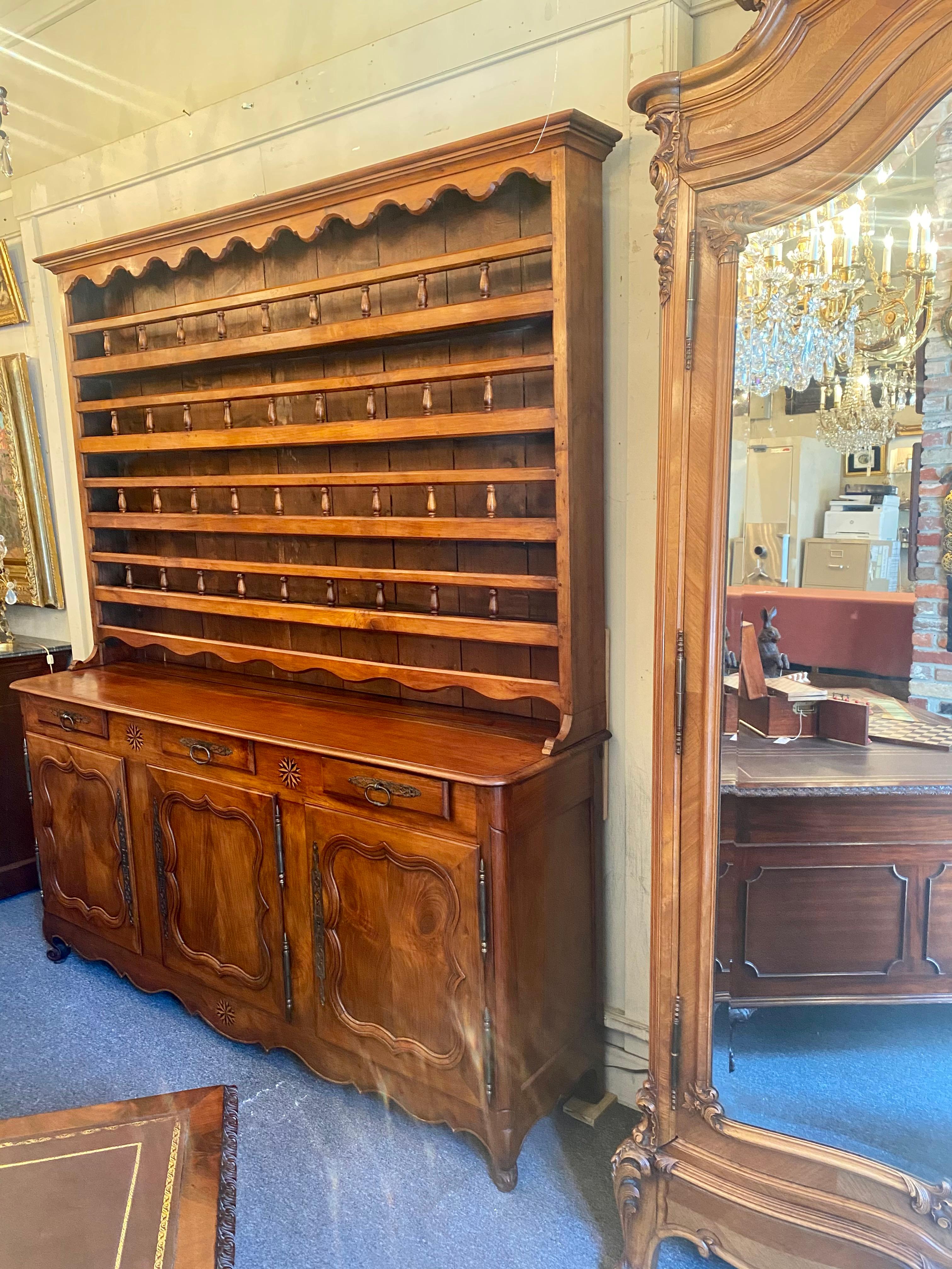 Antique French Walnut Vessalier Cabinet, Boxwood & Satinwood Inlay, circa 1890s 4