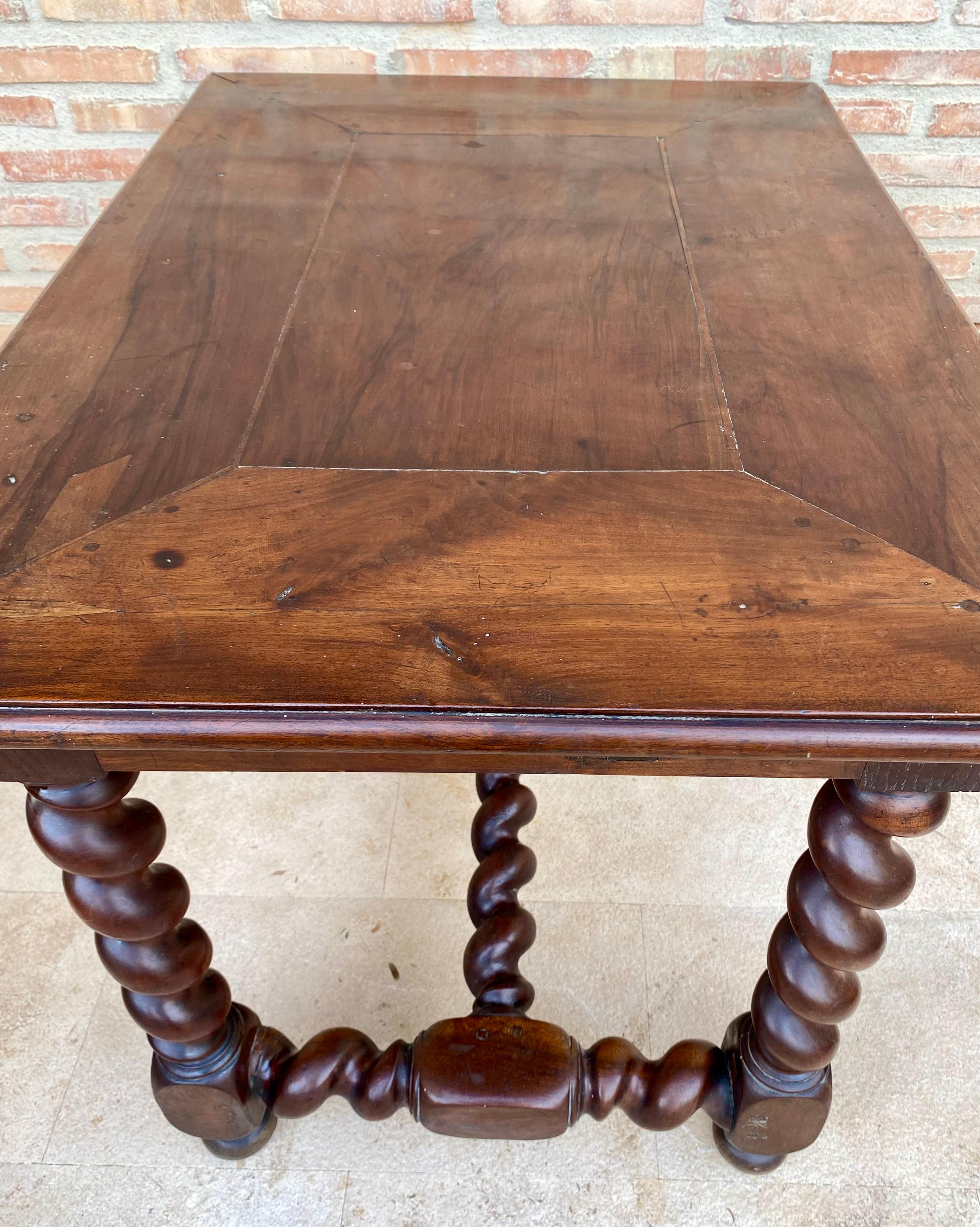 Antique French Mesa de trabajo de nogal en venta 3