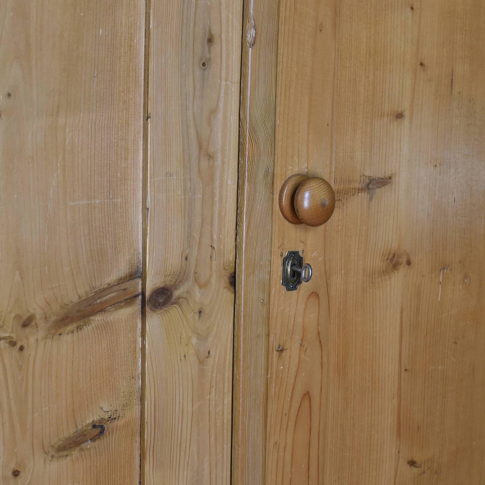 Antique French Wardrobe, Pine Compactum Cupboard, circa 1900 In Good Condition In Hele, Devon, GB