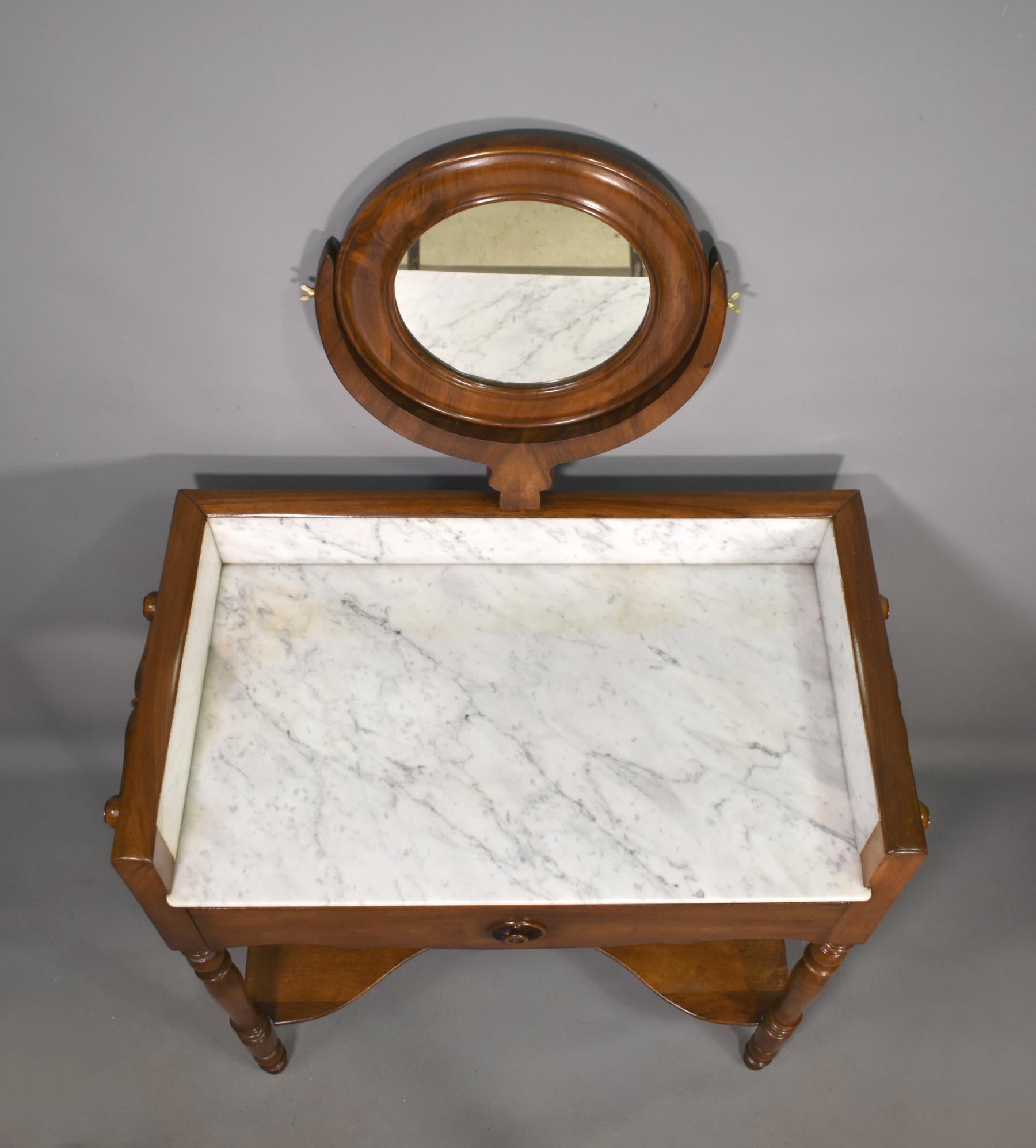 Antiker französischer Waschtisch aus Nussbaum im Louis-Philippe-Stil des 19. Jahrhunderts (Spiegel) im Angebot