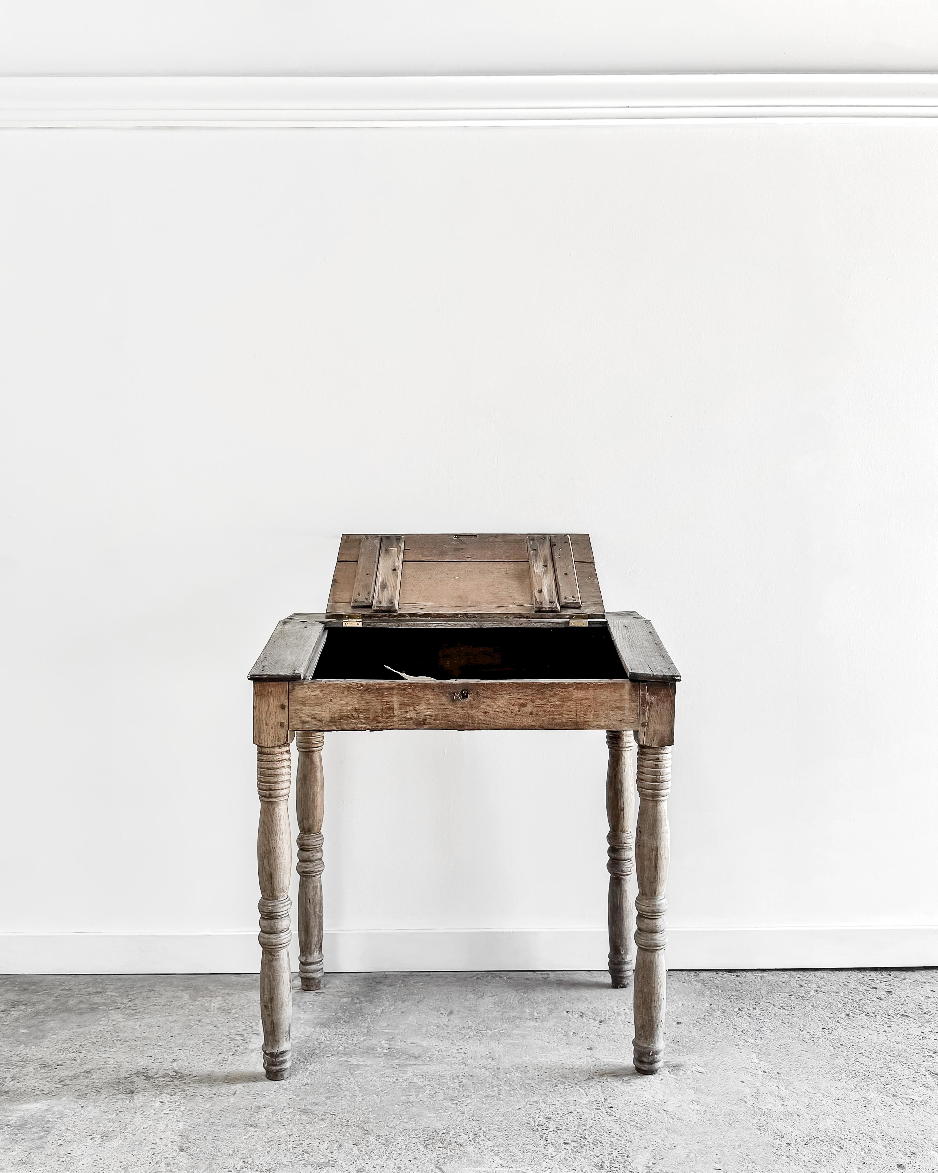 Antique French Weathered Oak Slant Top Desk In Good Condition In Mckinney, TX