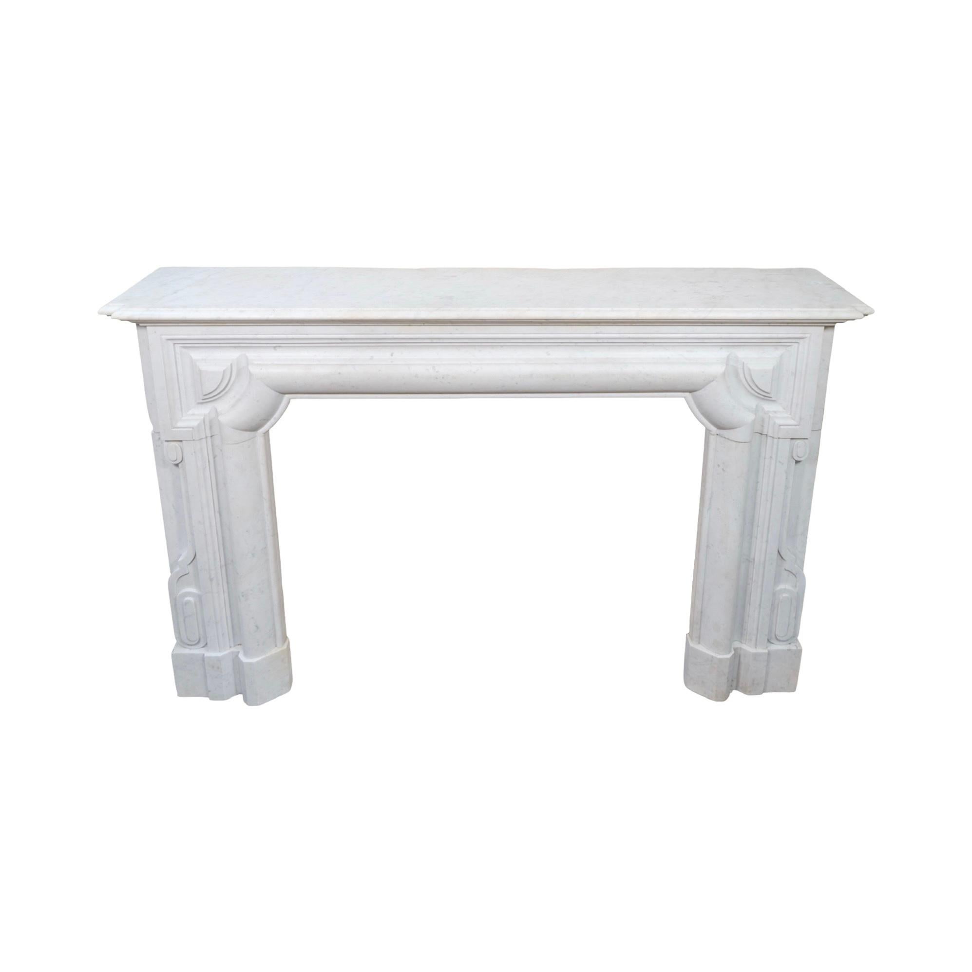 XIX secolo Antique French White Carrara Marble Mantel in vendita