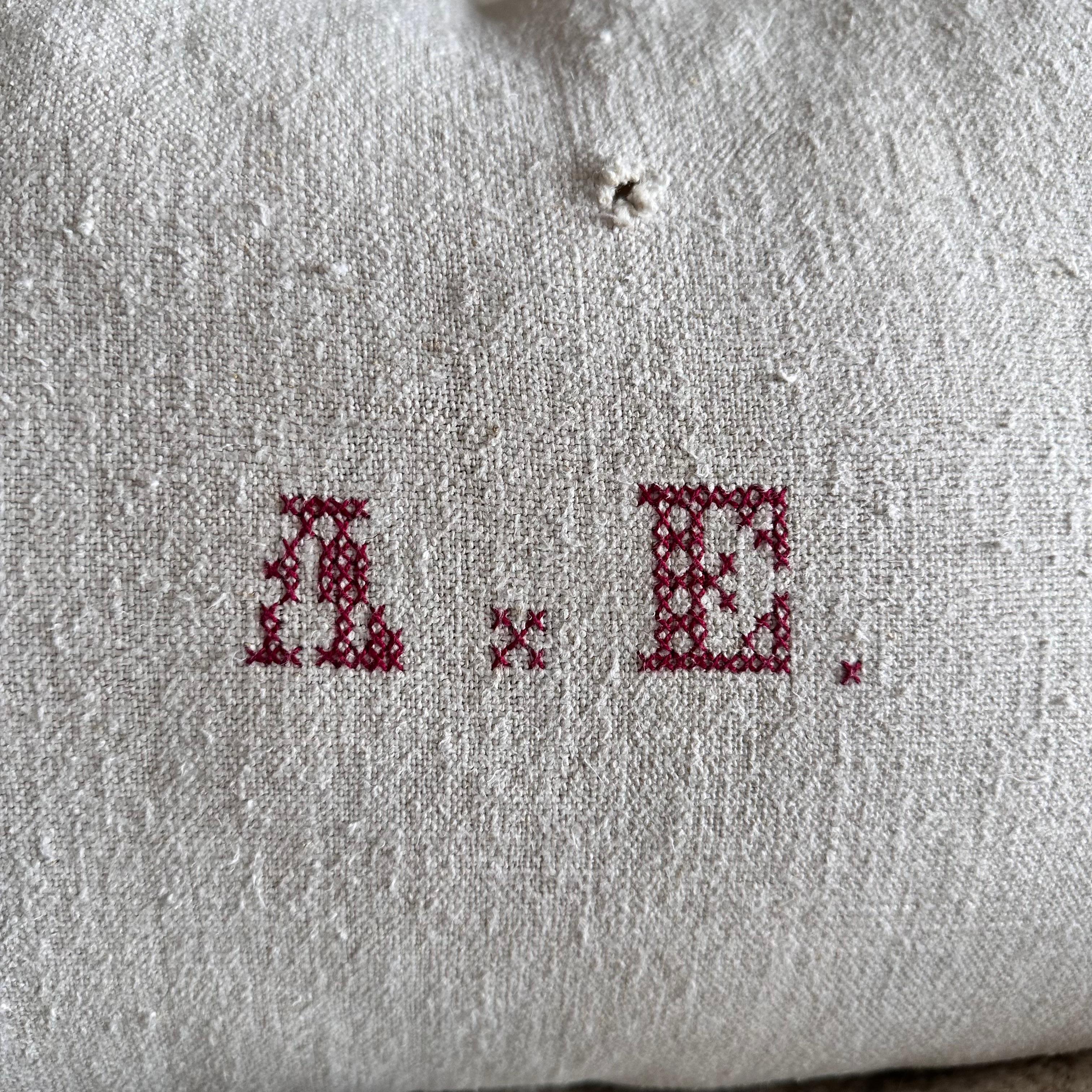 Antique French White Grain Linen Pillow with Insert In New Condition For Sale In Brea, CA