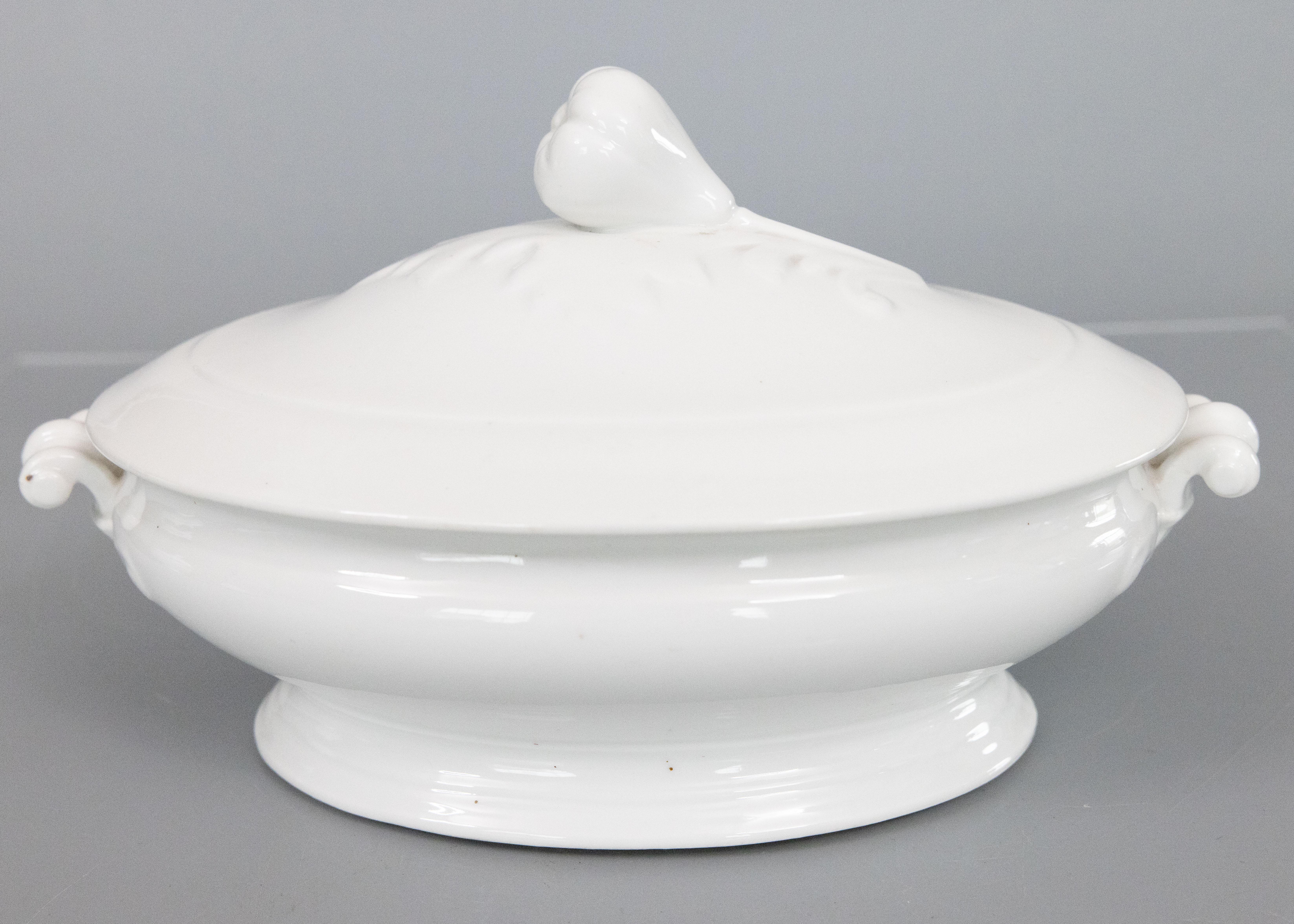 Antique French Sopera Ovalada con Tapa de Ironstone Blanco en venta 3