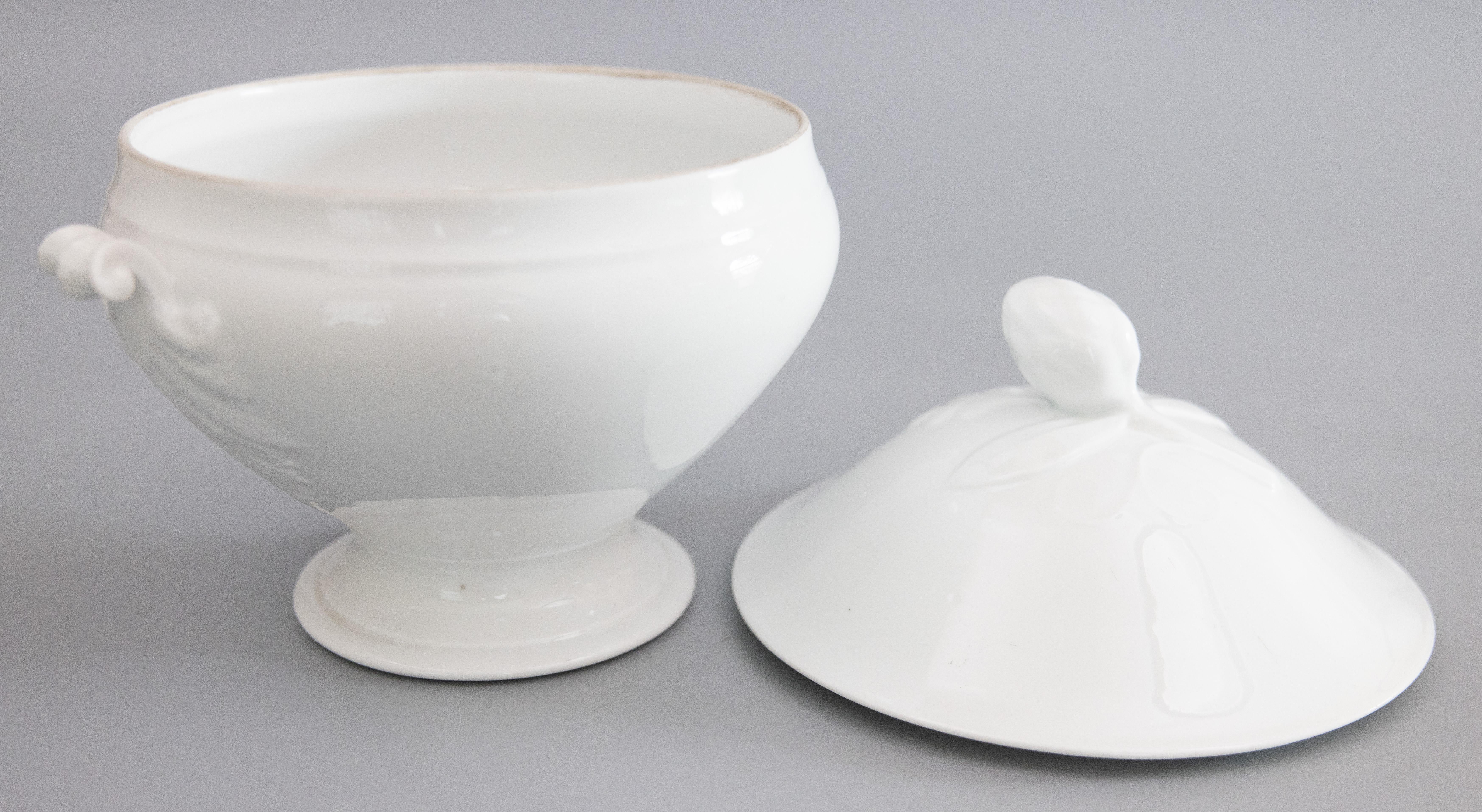 Antique French White Ironstone Lidded Soup Tureen In Good Condition For Sale In Pearland, TX