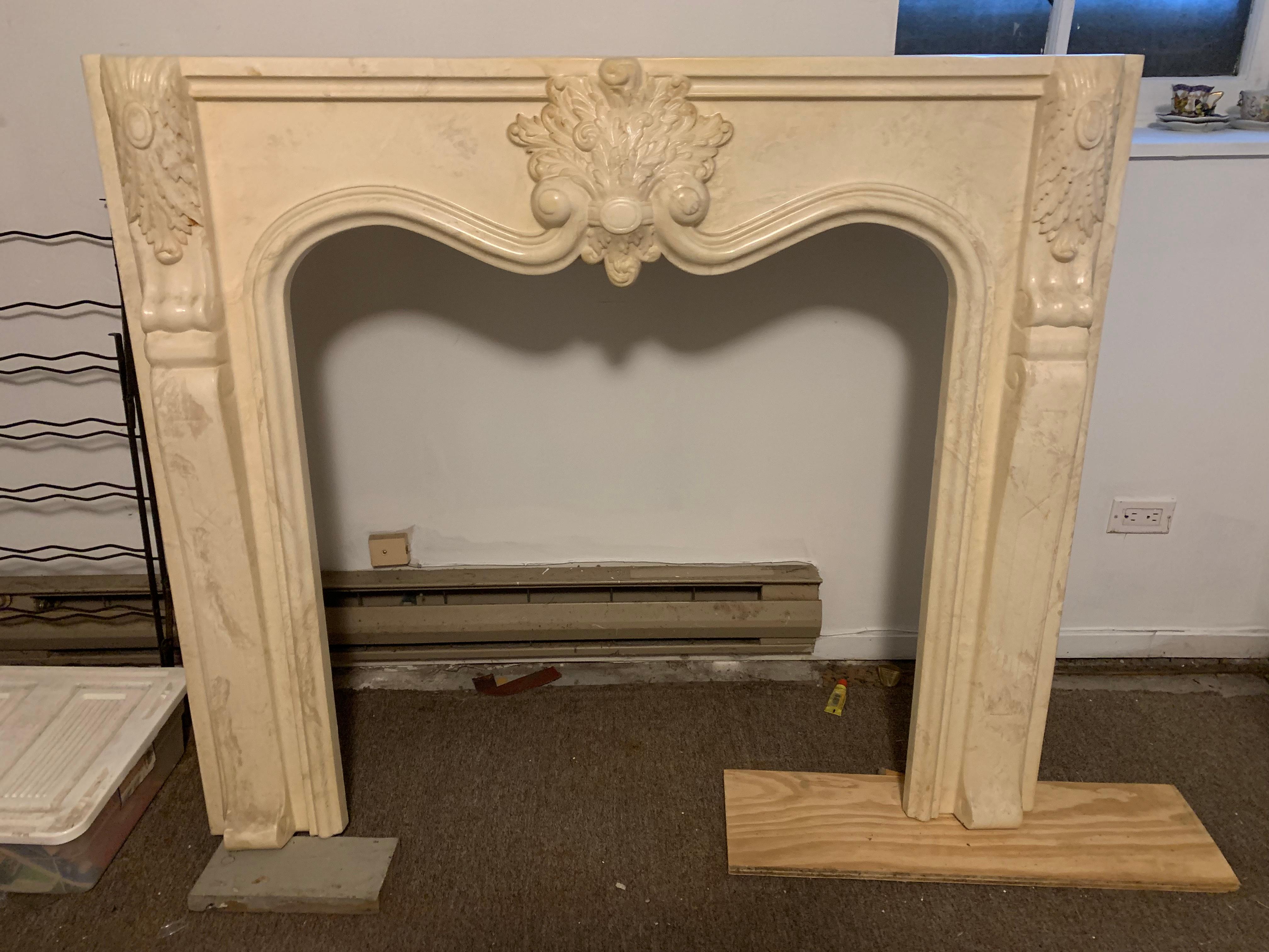 Antique French White Marble Arched Fireplace Surround and Mantel For Sale 5