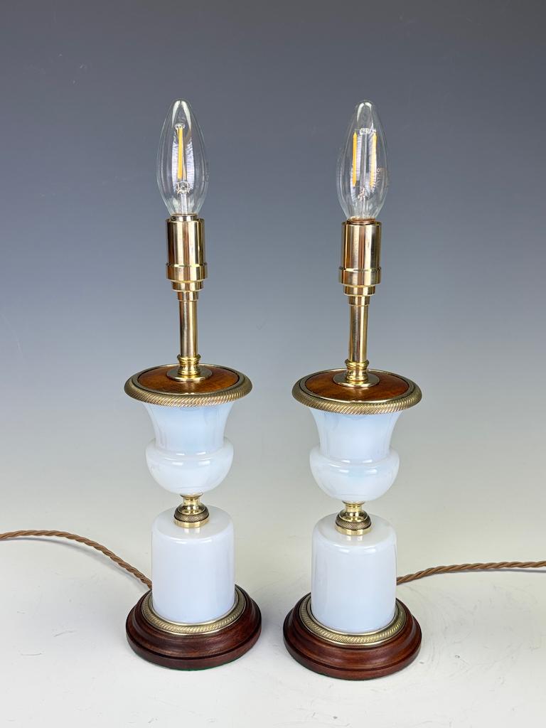 19th Century Antique French White Opaline Glass Médicis Table Lamps For Sale