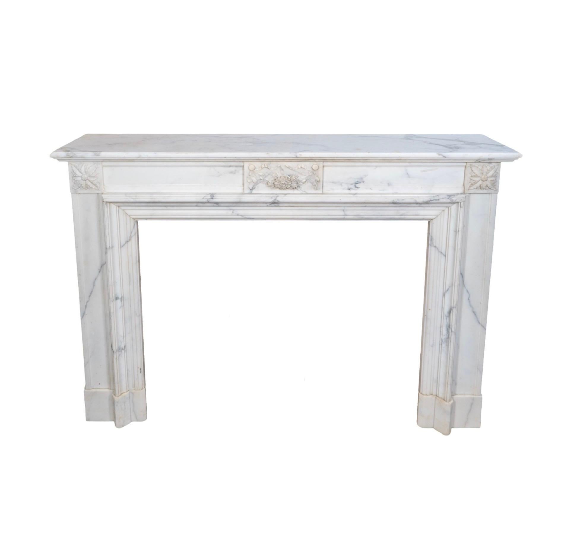 Antique French White Veined Carrara Marble Mantel For Sale 1