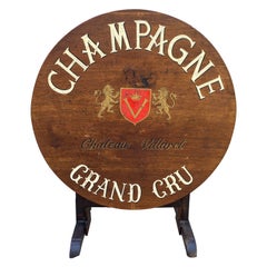 Table à vin française d'antiquités à rallonge ronde champagne avec plateau rabattable et pieds à tréteaux en chêne