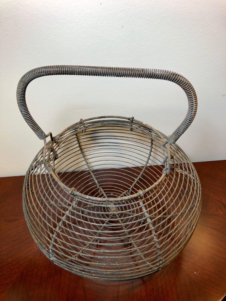 Antique French Wire Egg Decorative Basket with Handle, Late 1800s For
