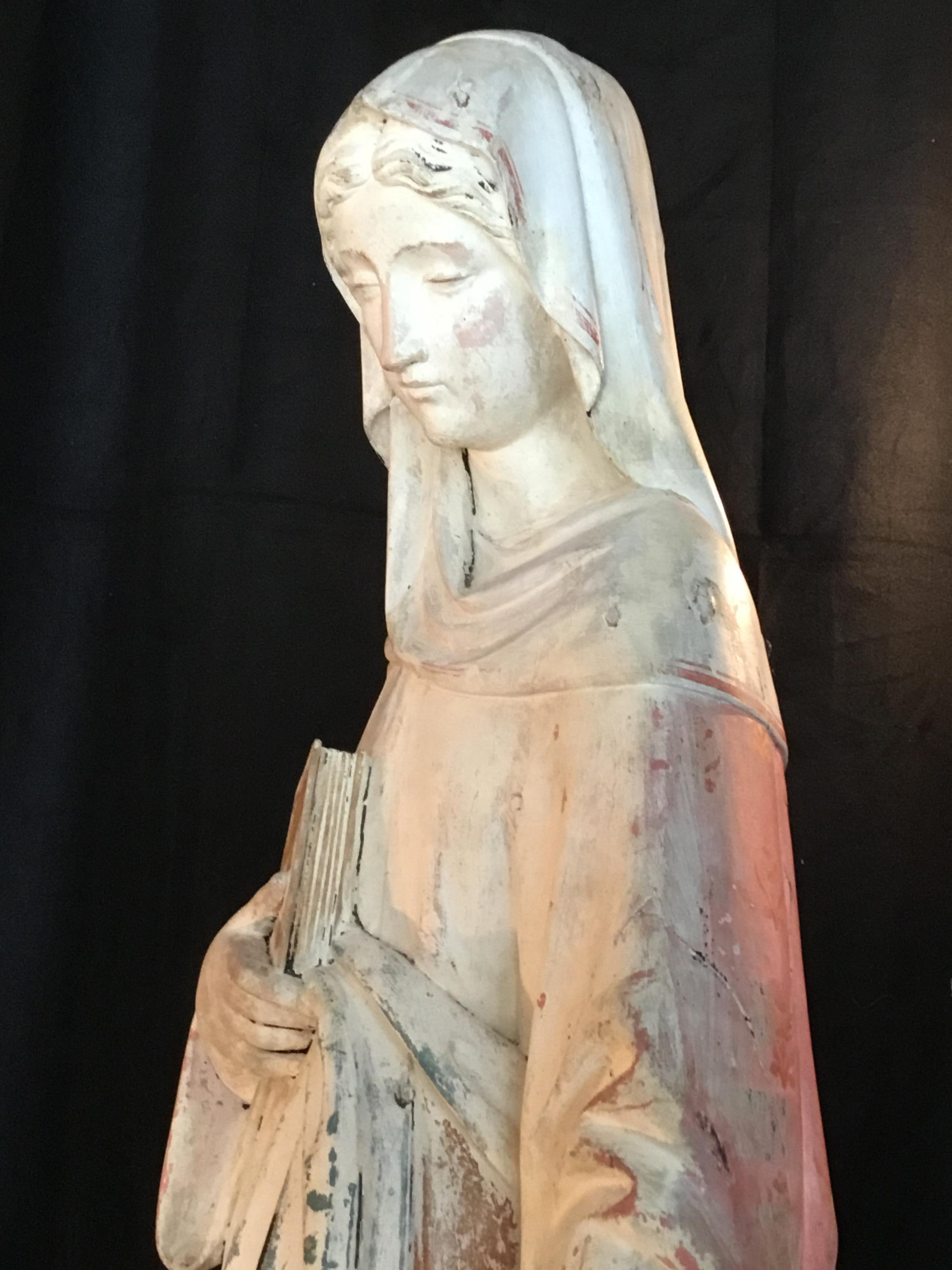 Antique French Wood Carved Madonna Statue In Good Condition In Houston, TX