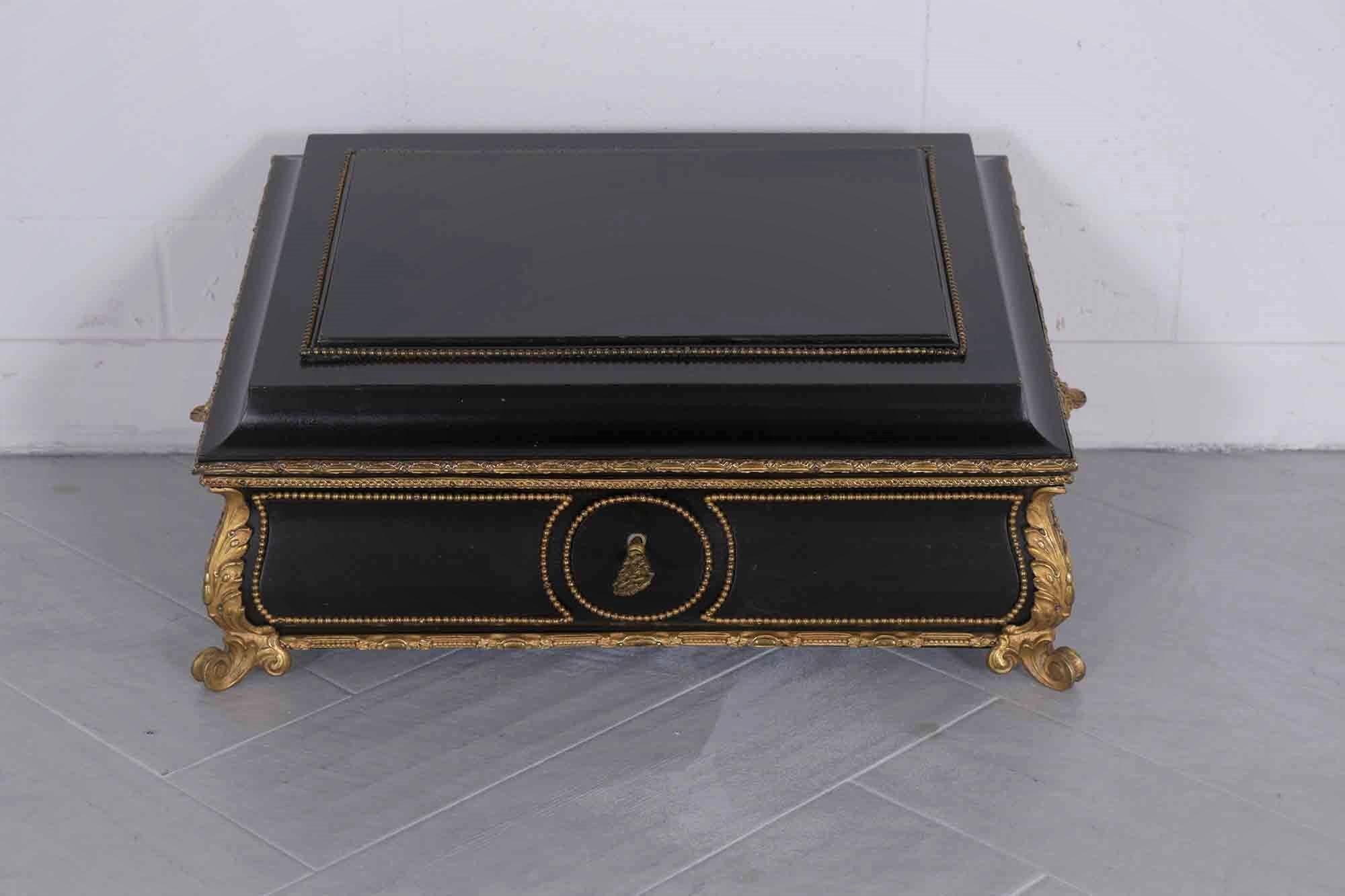Antique French Wood Jewelry Box In Good Condition In Los Angeles, CA