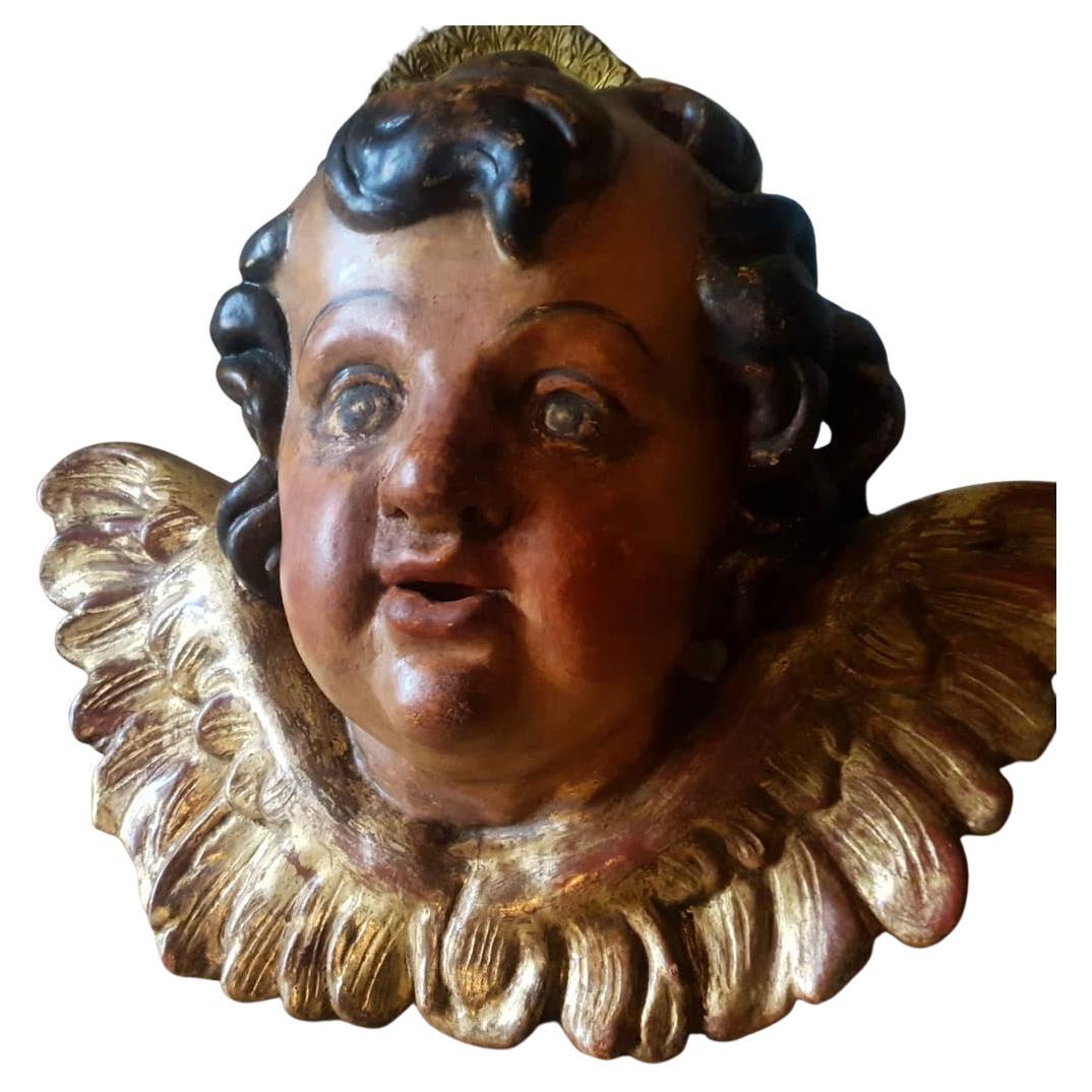 Buste français ancien en bois sculpté avec tête de chérubin décorative