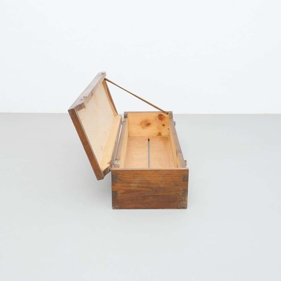 Antiguo cajón baúl francés de madera, circa 1930 6