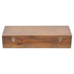 Antiguo cajón baúl francés de madera, circa 1930