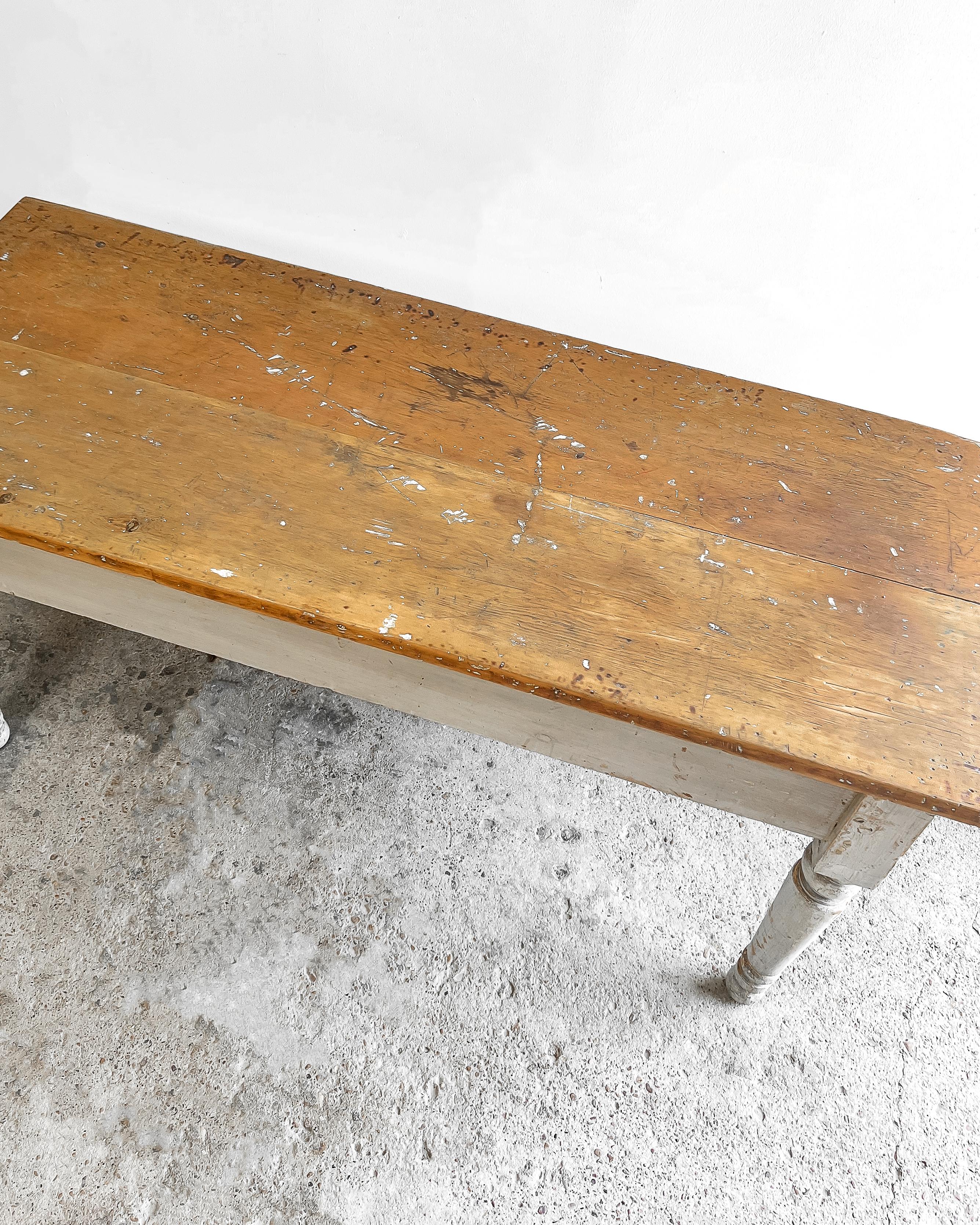 Antique French Work Table with Turned Legs 3