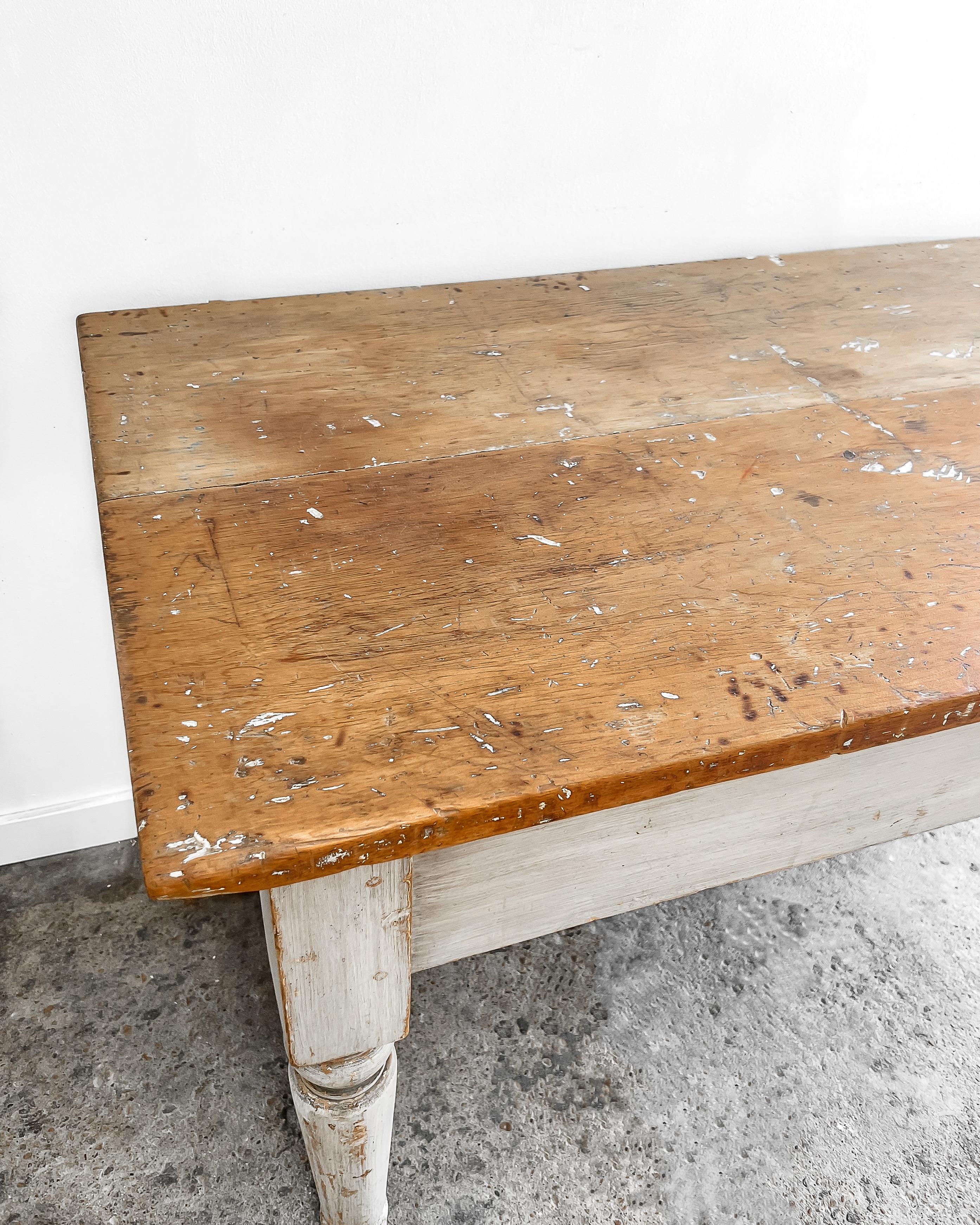 Antique French Work Table with Turned Legs 4