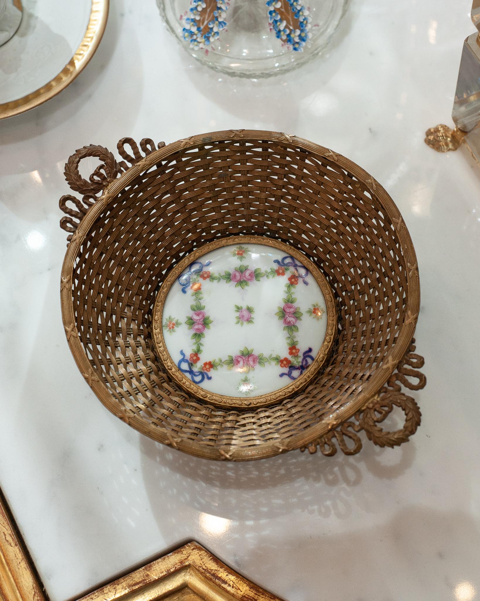 20th Century Antique French Woven Bronze Basket with Hand-Painted Porcelain Plaque Center For Sale