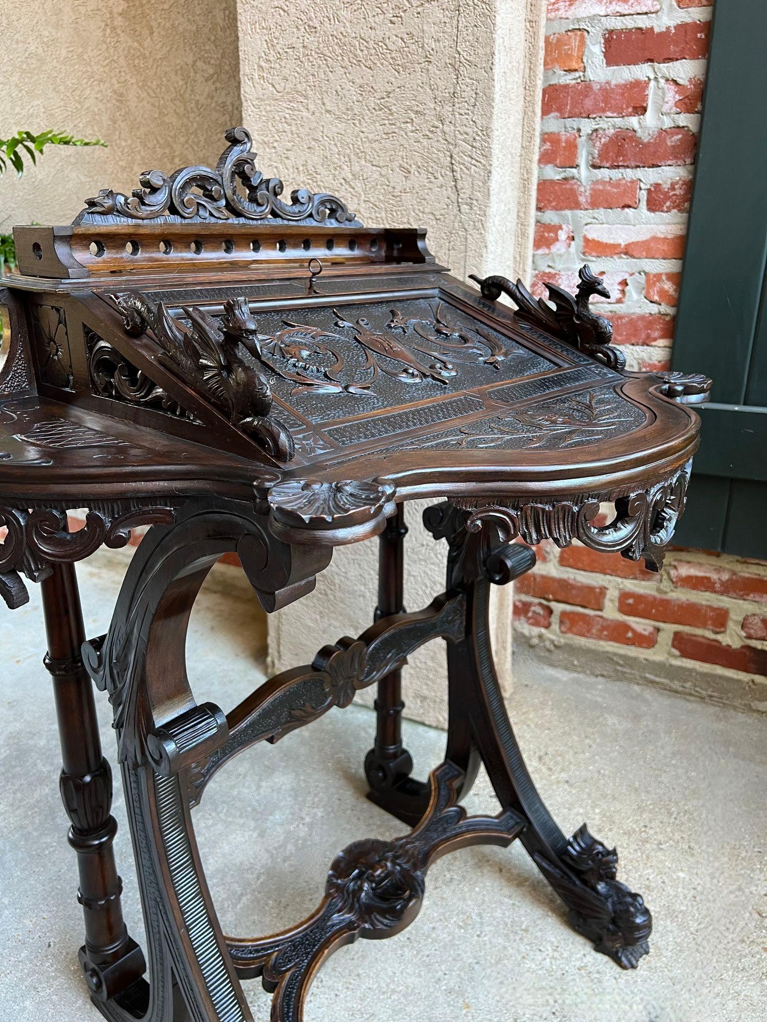 Antiker französischer Schreibtisch-Sekretär Louis XV.-Sekretär aus geschnitzter Eiche, Renaissance um 1890 im Angebot 9