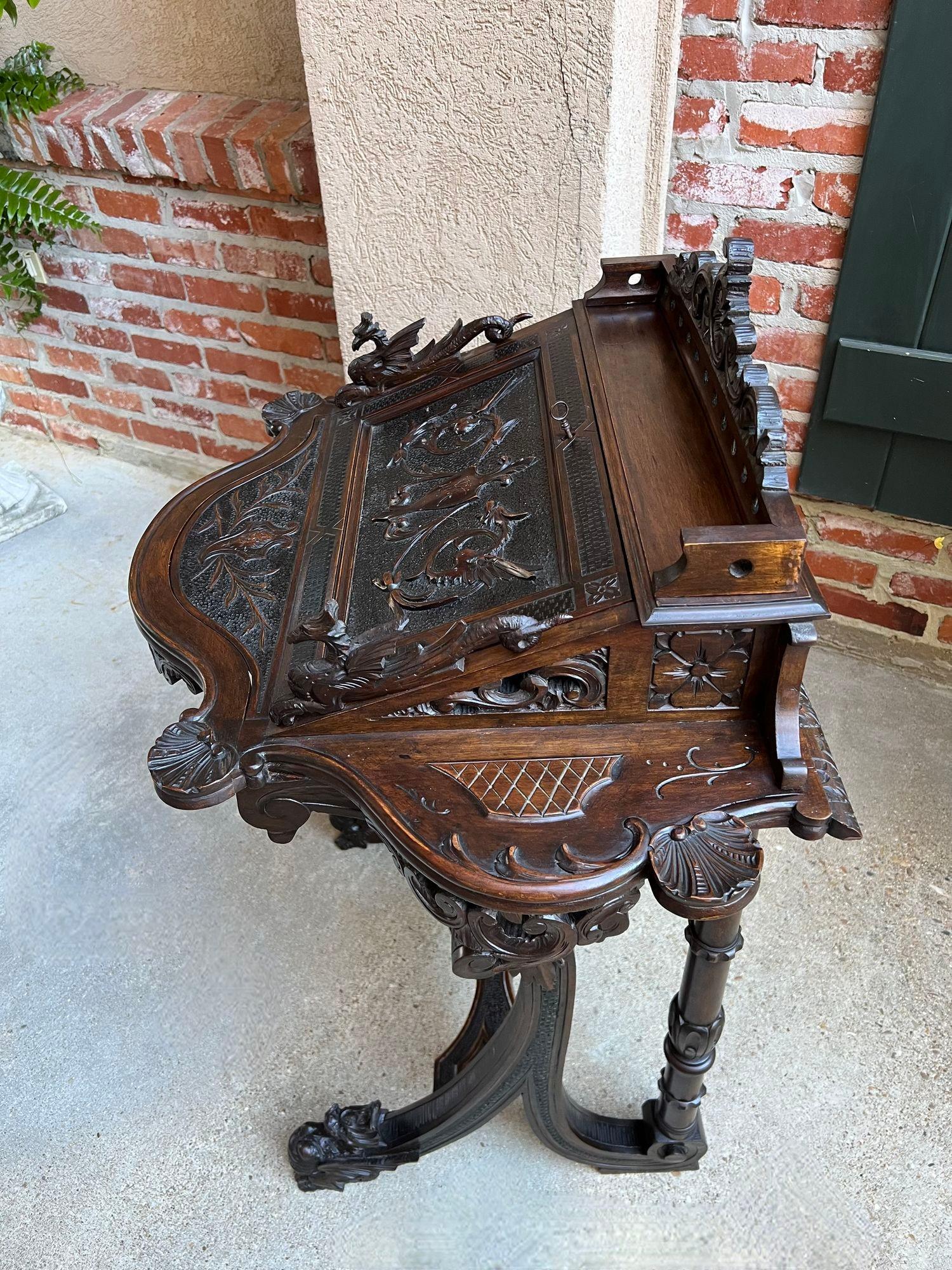 Antiker französischer Schreibtisch-Sekretär Louis XV.-Sekretär aus geschnitzter Eiche, Renaissance um 1890 im Angebot 1