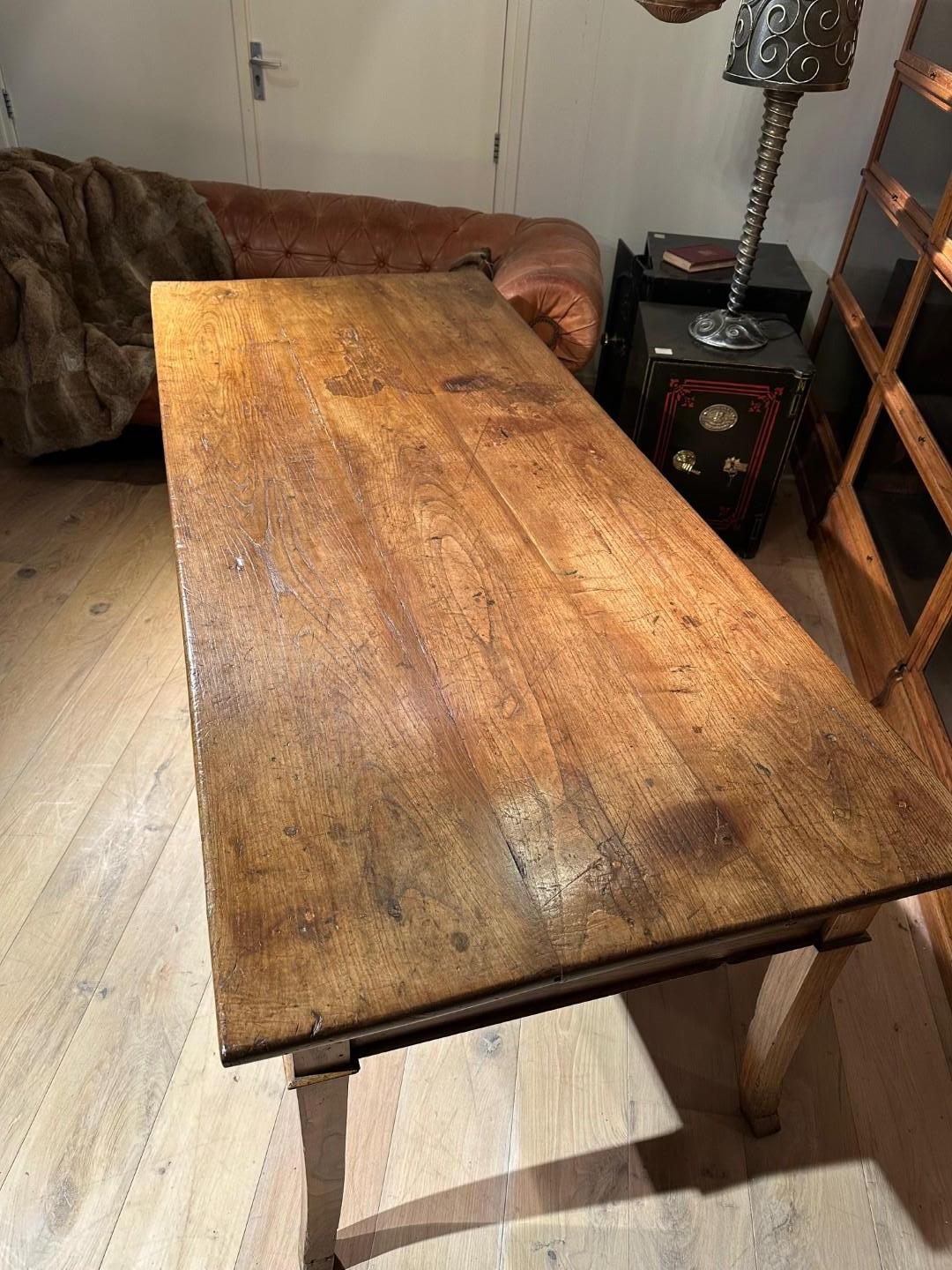 Châtaignier Table à écrire française ancienne en vente