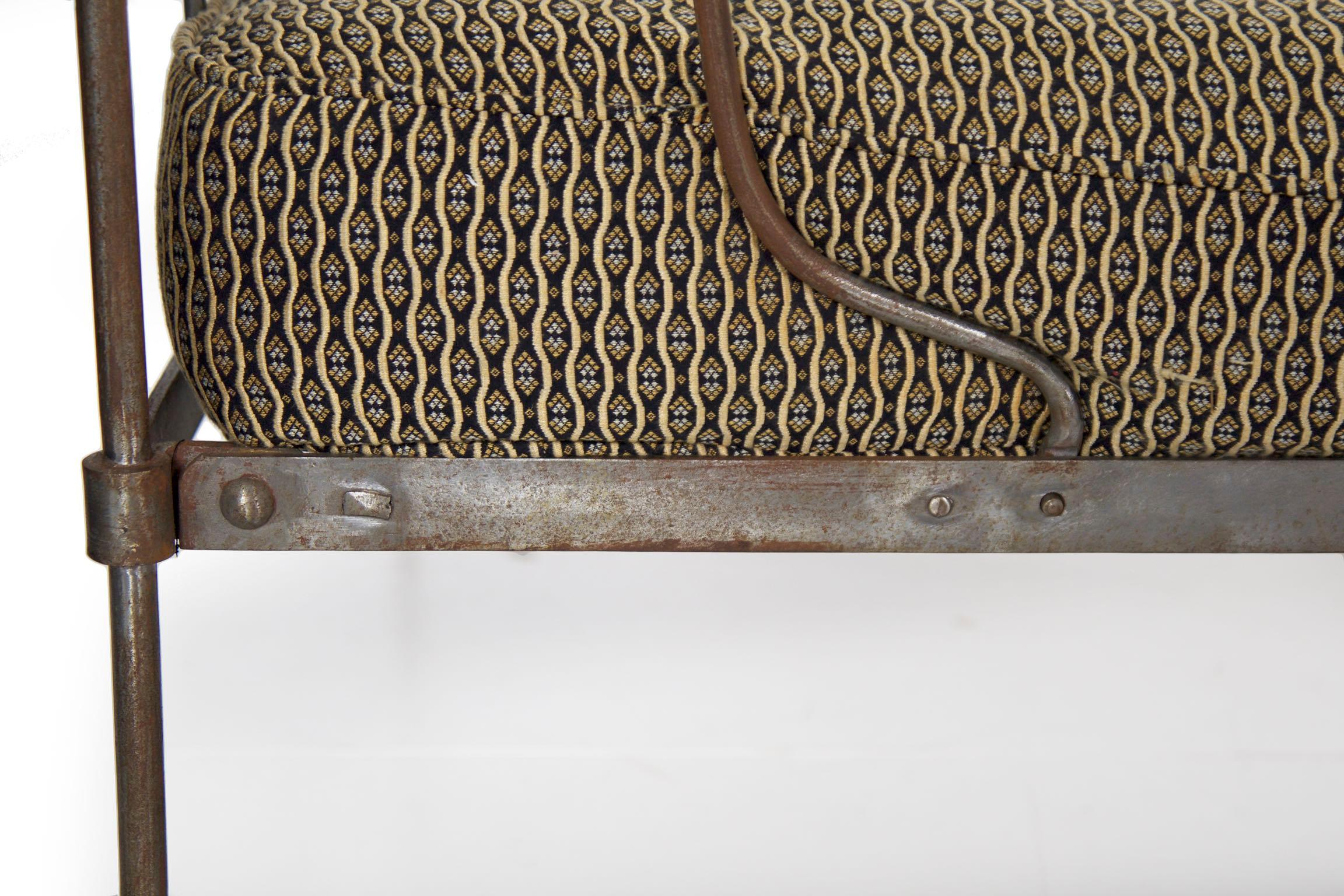 iron rod sofa
