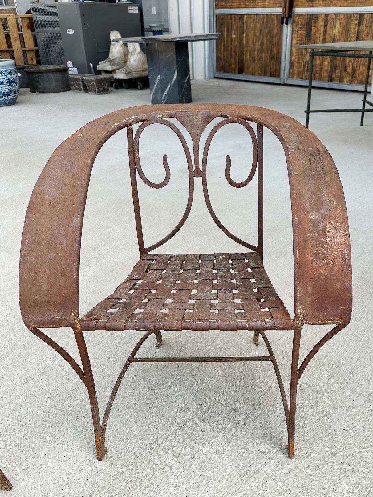 Français ancien  Paire de chaises en fer forgé d'origine en vente 4