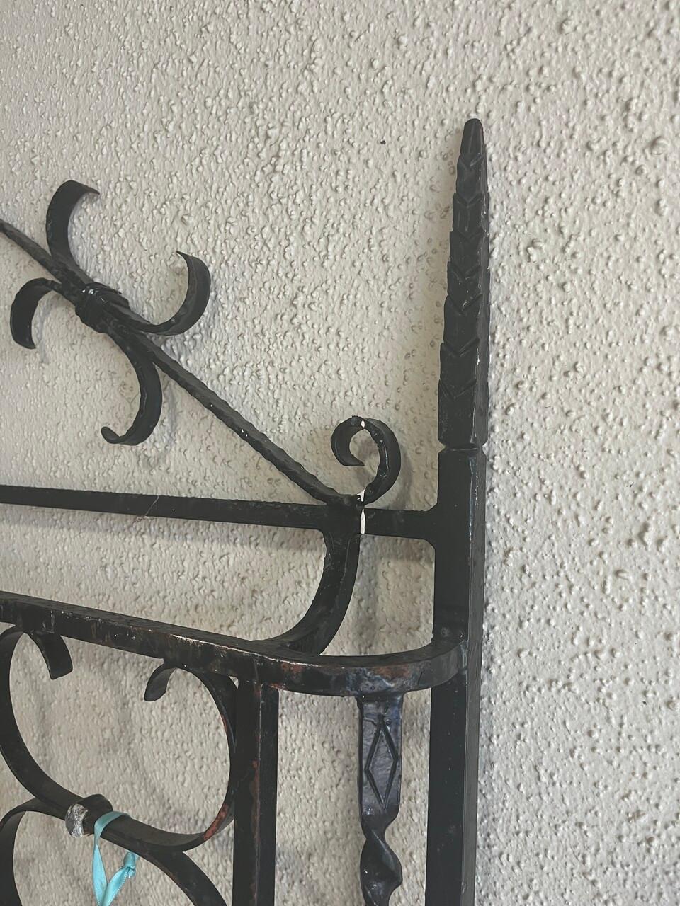Antique French Wrought Iron Entry Gate For Sale 1