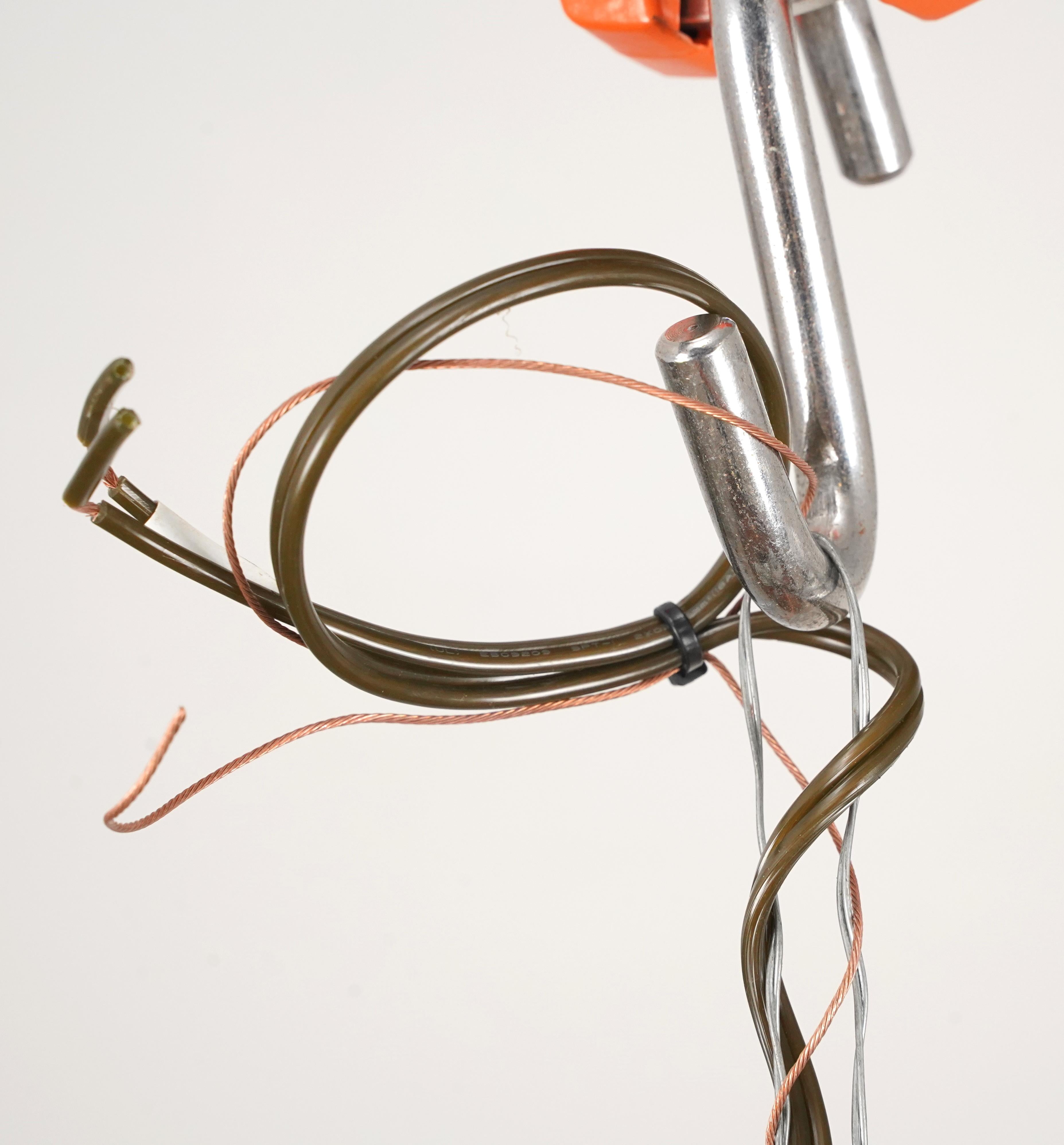 Antiguo candelabro francés de hierro forjado de cuatro brazos en venta 10